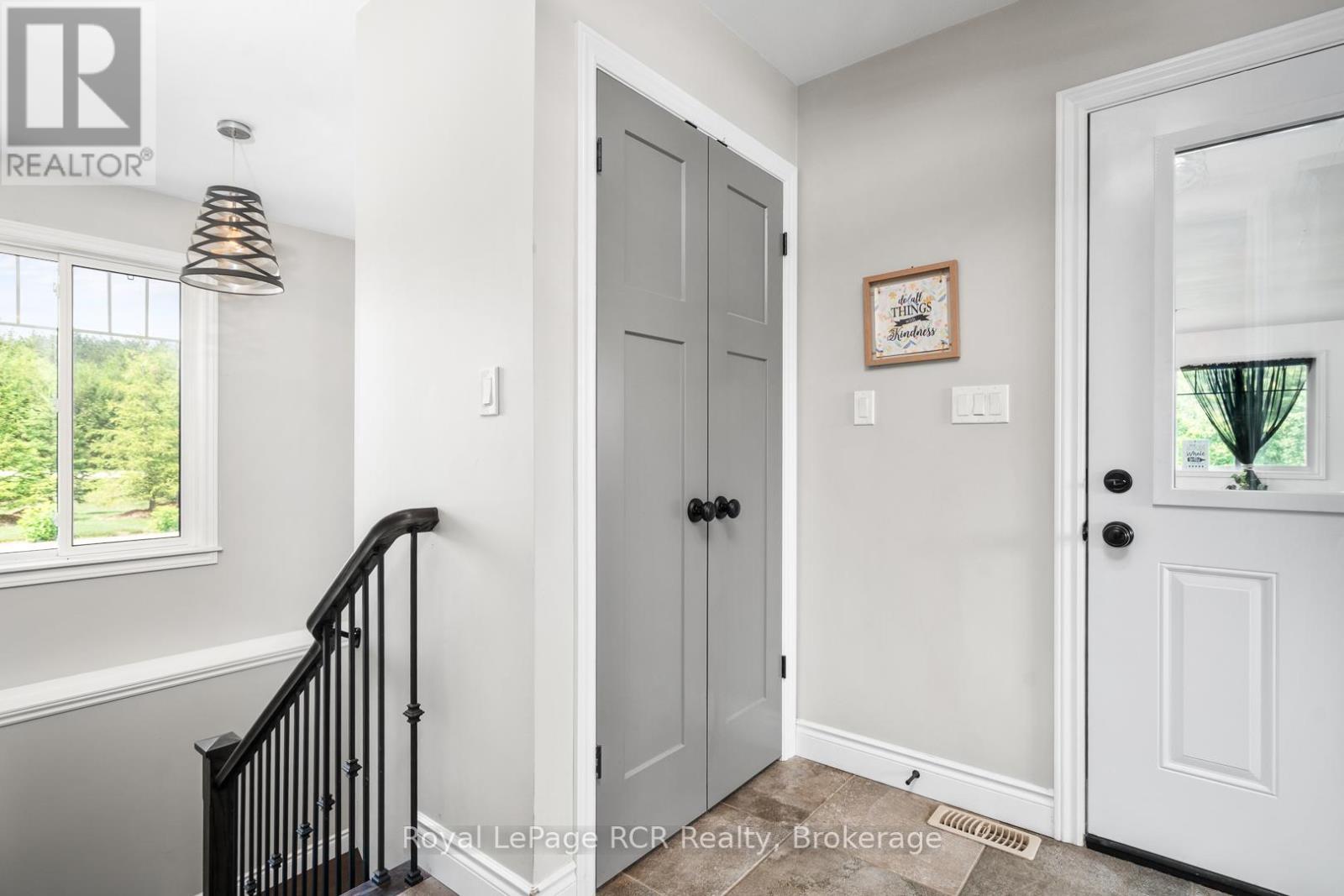 












112 SCOTTS HILL ROAD

,
West Grey,




Ontario
N4N3B8

