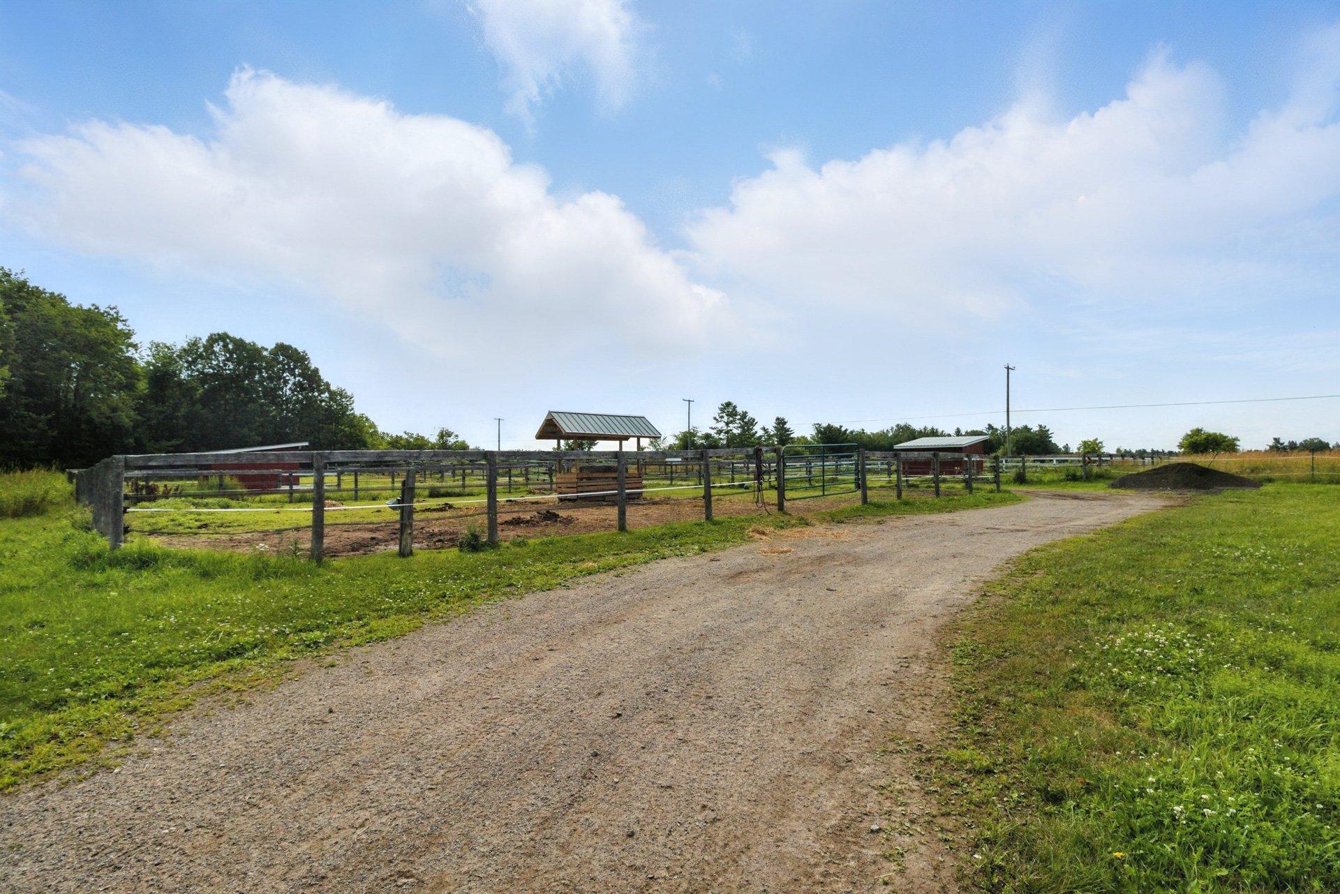 









245


Ch. Dufresne

,
Gatineau (Gatineau),







QC
J8R3C8

