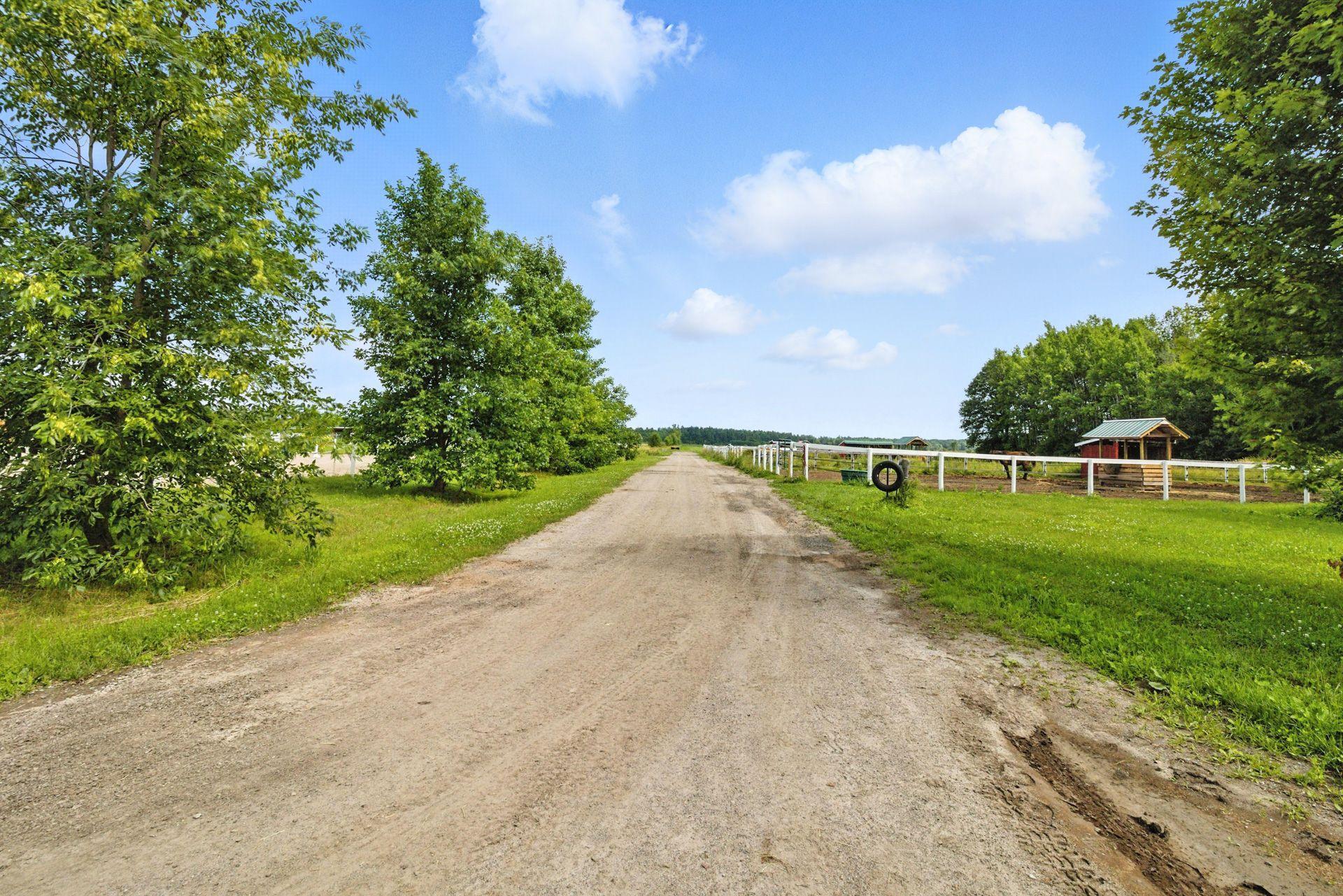 









245


Ch. Dufresne

,
Gatineau (Gatineau),







QC
J8R3C8

