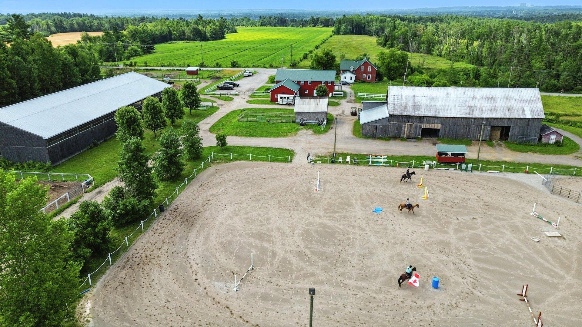 









245


Ch. Dufresne

,
Gatineau (Gatineau),







QC
J8R3C8

