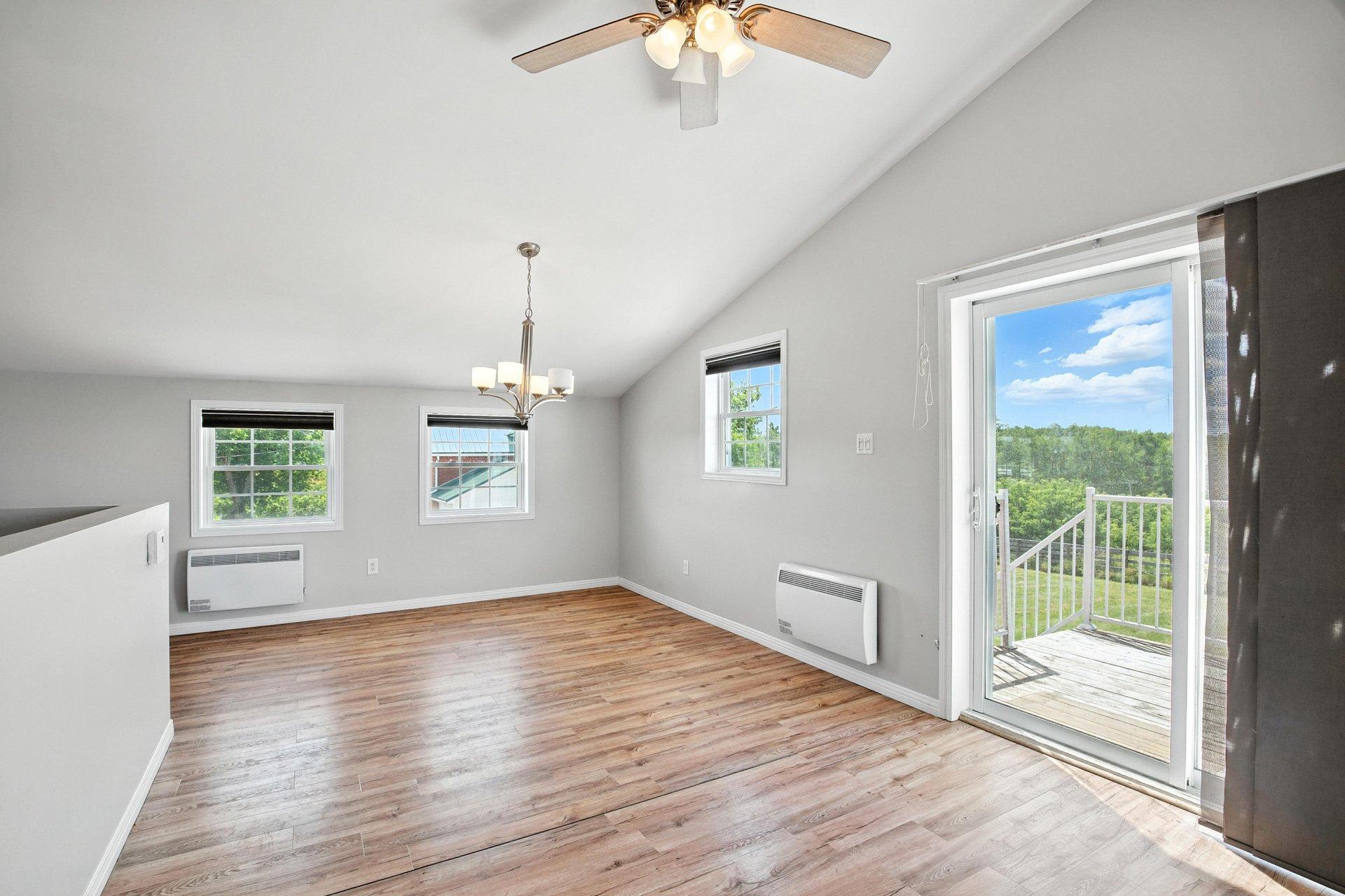 









245


Ch. Dufresne

,
Gatineau (Gatineau),







QC
J8R3C8


