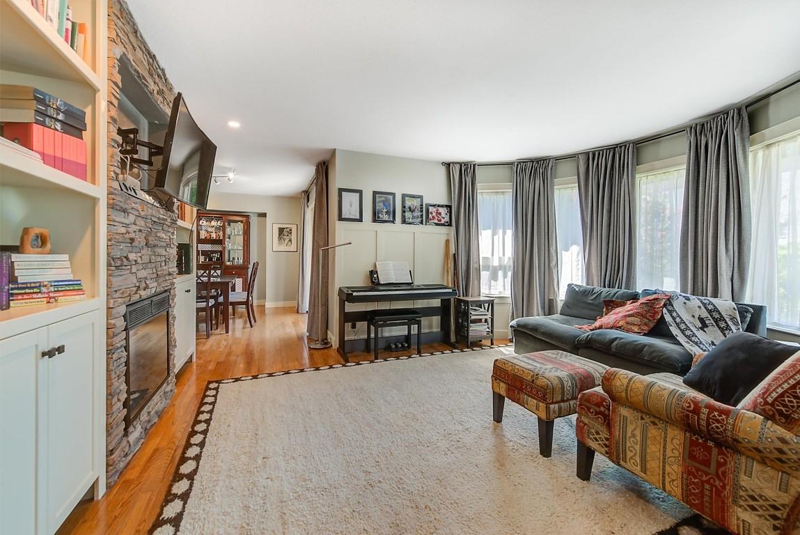 









2069


Horizon

Drive,
West Kelowna,




BC
V1Z 3N4

