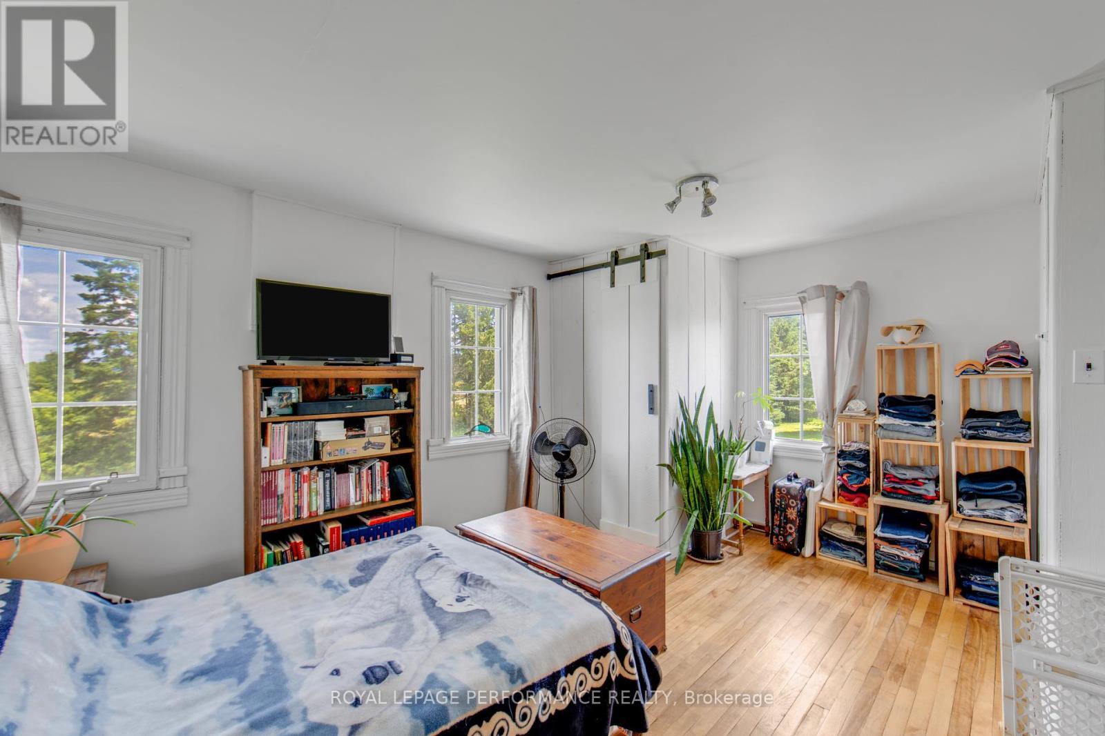 












961 BOUNDARY ROAD N

,
Alfred and Plantagenet,




Ontario
K0B1C0

