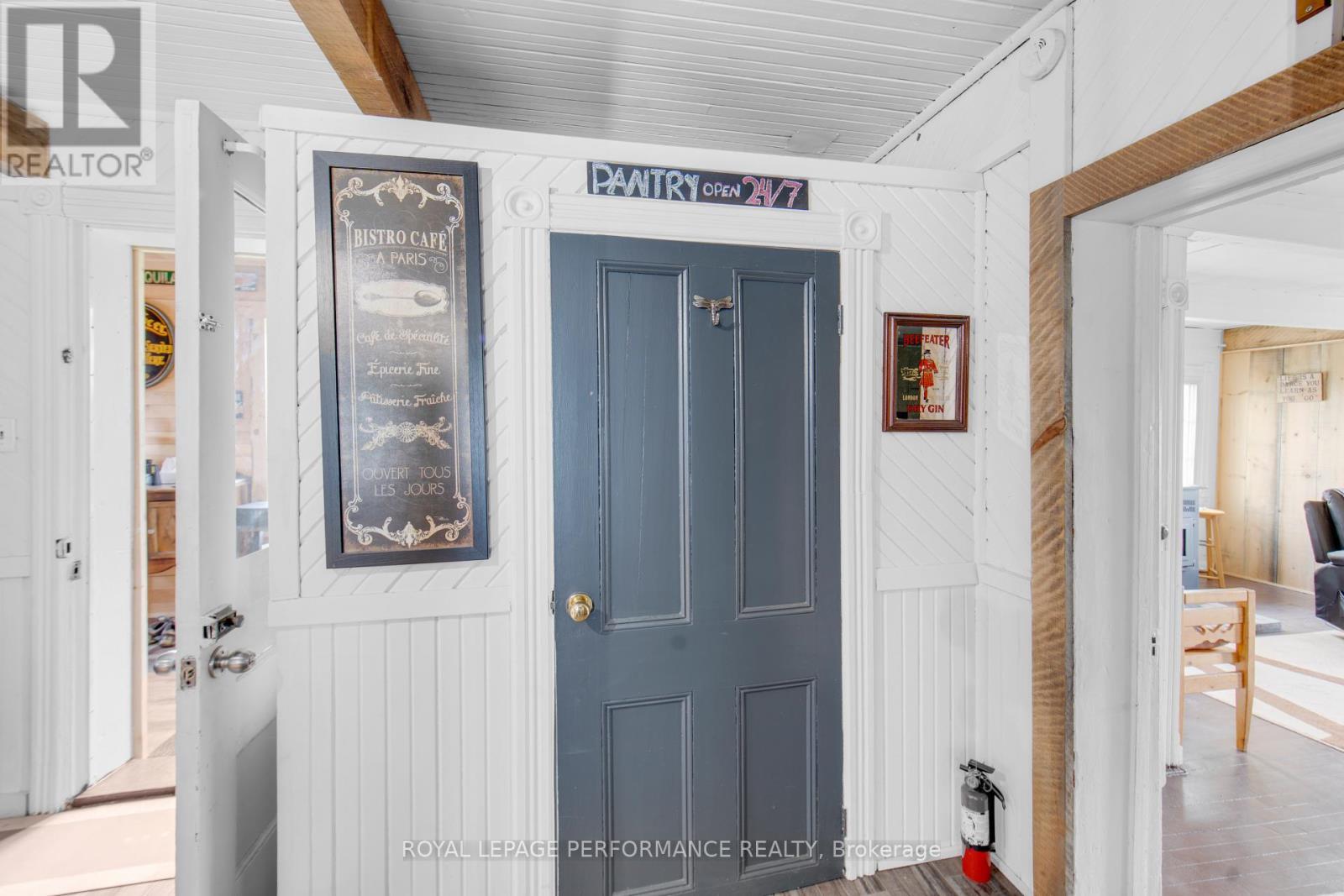 












961 BOUNDARY ROAD N

,
Alfred and Plantagenet,




Ontario
K0B1C0

