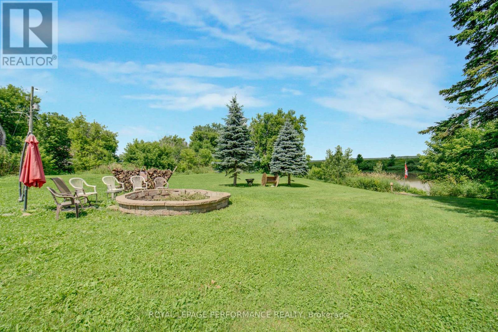 












961 BOUNDARY ROAD N

,
Alfred and Plantagenet,




Ontario
K0B1C0

