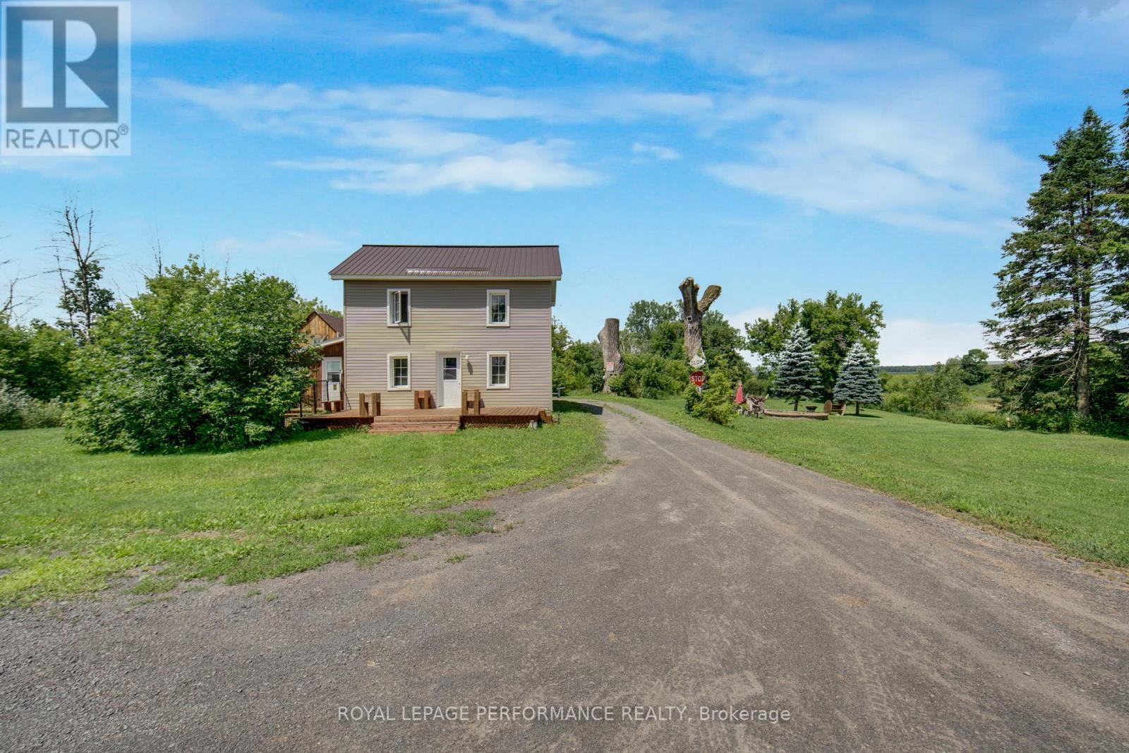 












961 BOUNDARY ROAD N

,
Alfred and Plantagenet,




Ontario
K0B1C0

