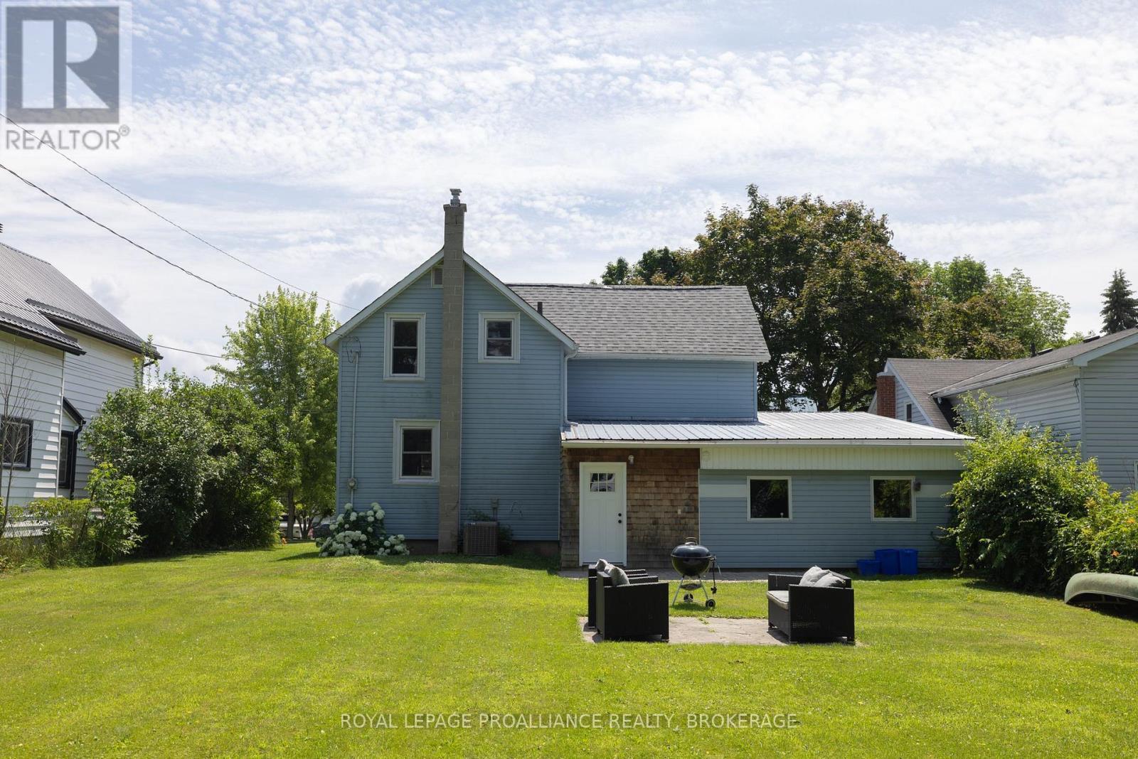 












420 GARDEN STREET

,
Gananoque,




Ontario
K7G1J7

