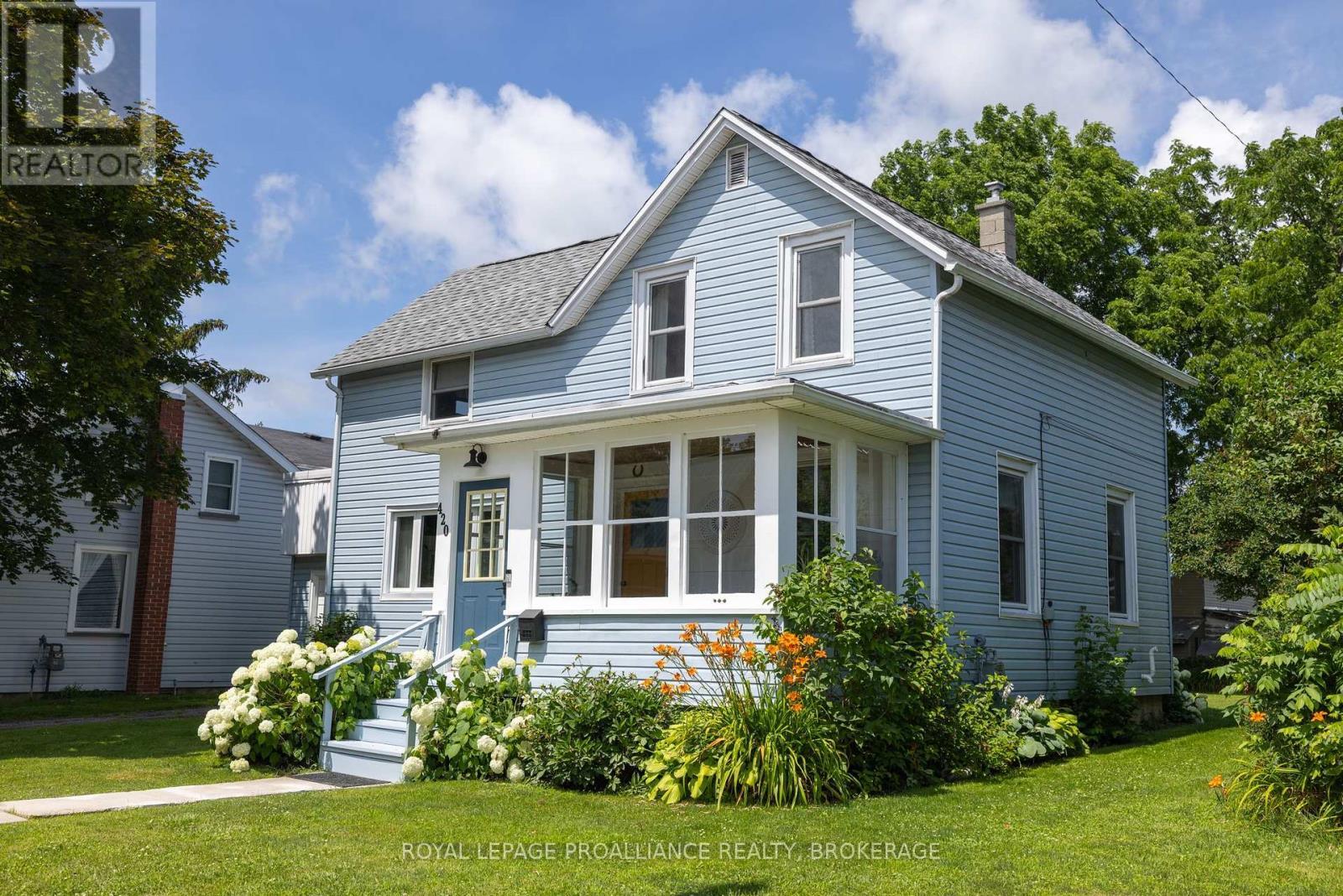 












420 GARDEN STREET

,
Gananoque,




Ontario
K7G1J7


