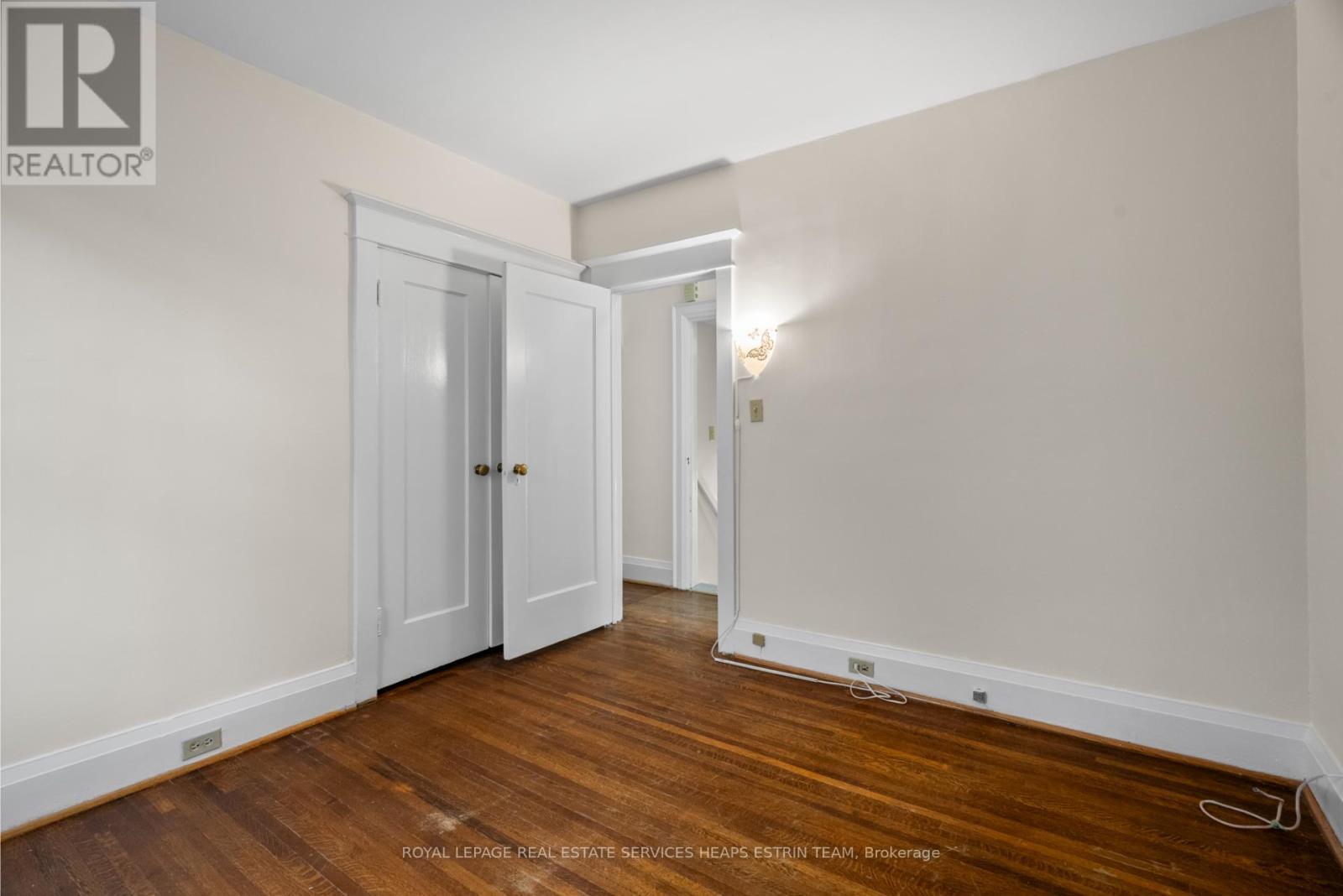 












MAIN - 88 WELLAND AVENUE

,
Toronto,




Ontario
M4T2J2


