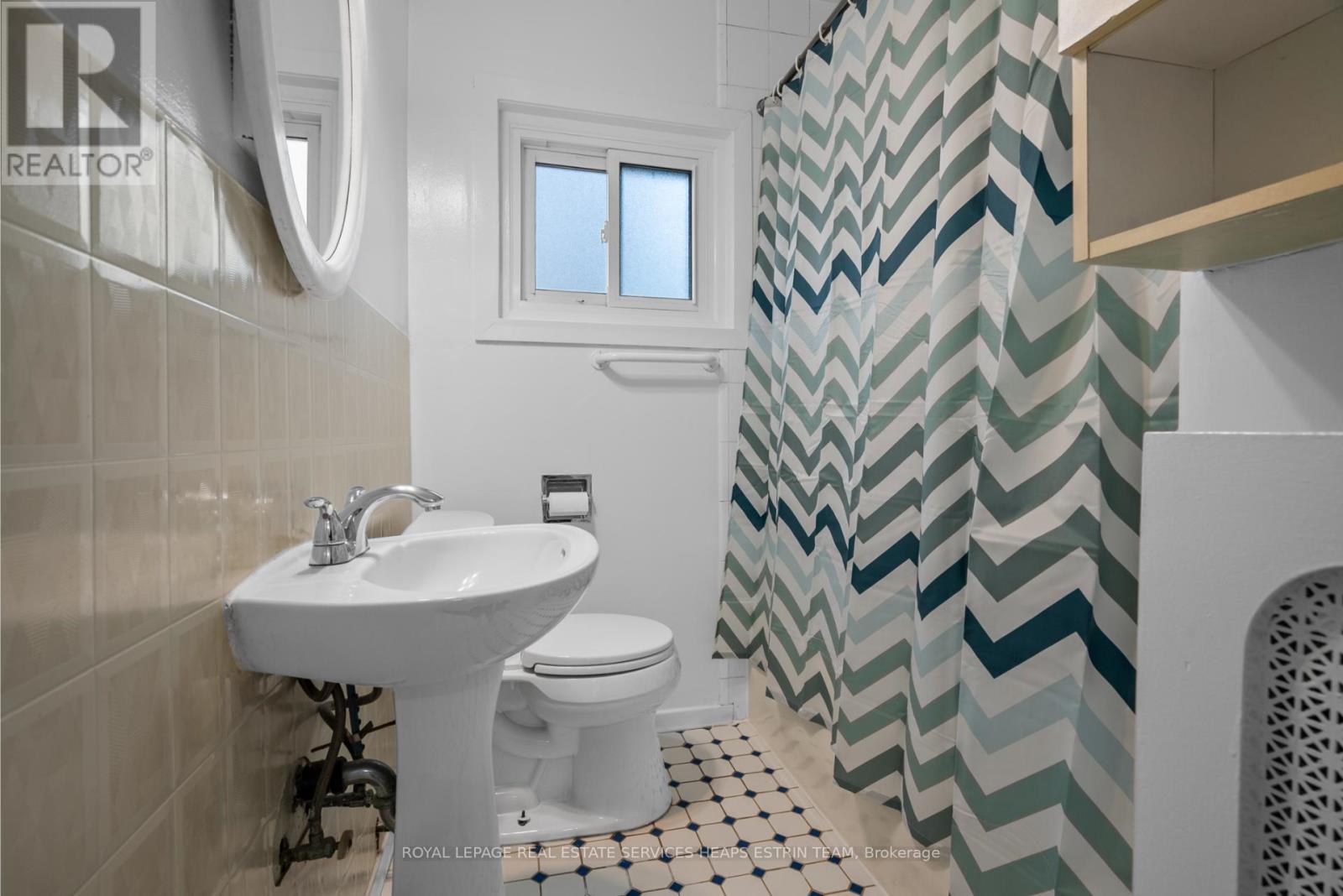 












MAIN - 88 WELLAND AVENUE

,
Toronto,




Ontario
M4T2J2

