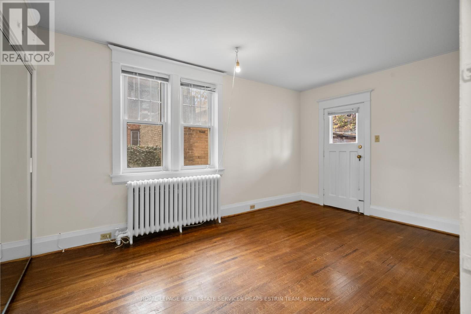 












MAIN - 88 WELLAND AVENUE

,
Toronto,




Ontario
M4T2J2


