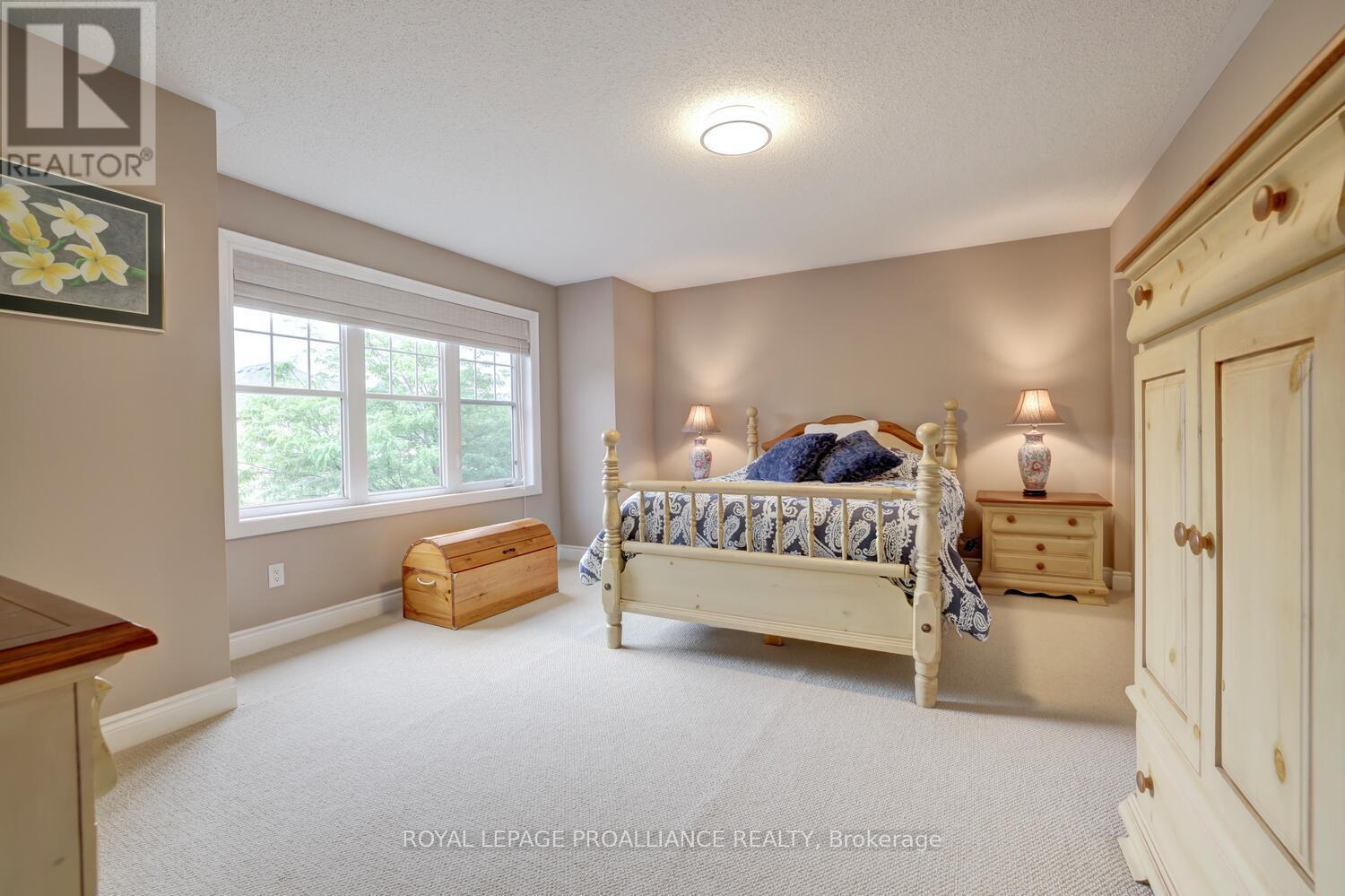 












497 CUSICK CIRCLE

,
Milton (HA Harrison),




Ontario
L9T0M9

