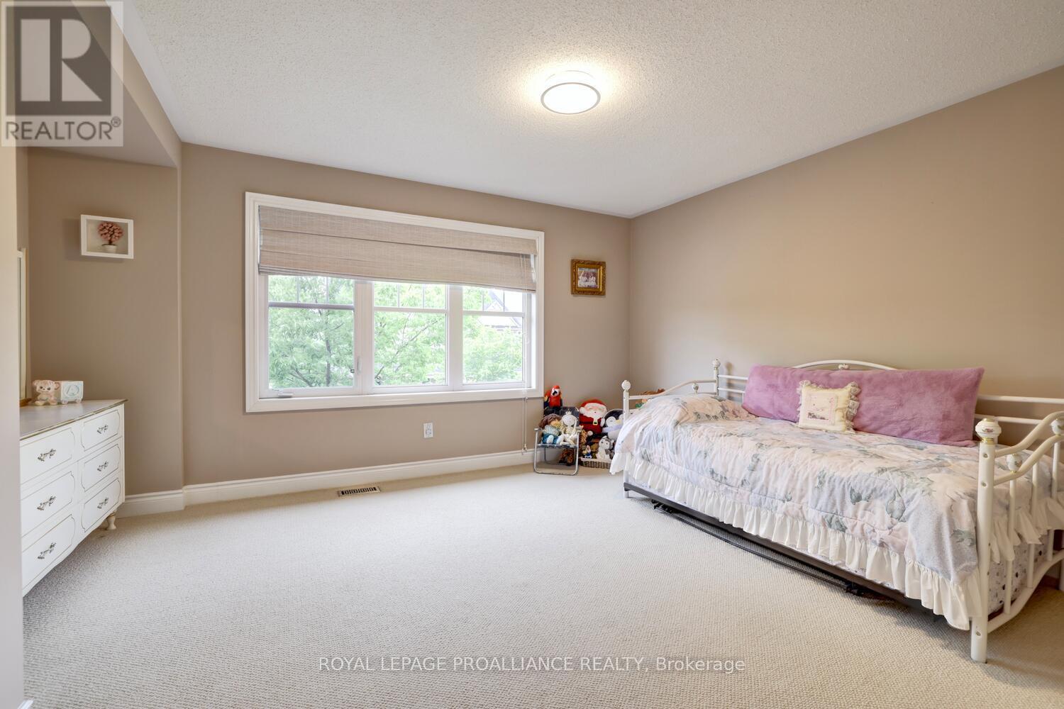 












497 CUSICK CIRCLE

,
Milton (HA Harrison),




Ontario
L9T0M9

