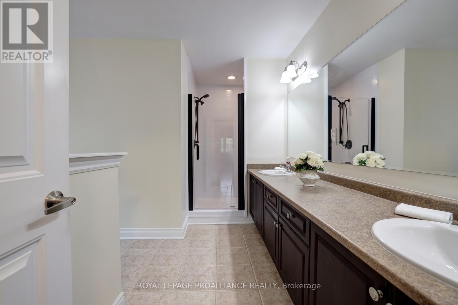 












497 CUSICK CIRCLE

,
Milton (HA Harrison),




Ontario
L9T0M9

