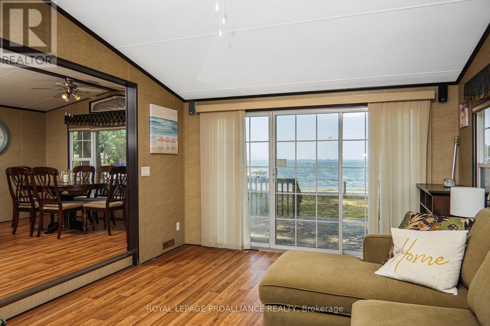 












13 BEACH VIEW LANE - 486 COUNTY ROAD 18

,
Prince Edward County (Athol Ward),




Ontario
K0K1P0

