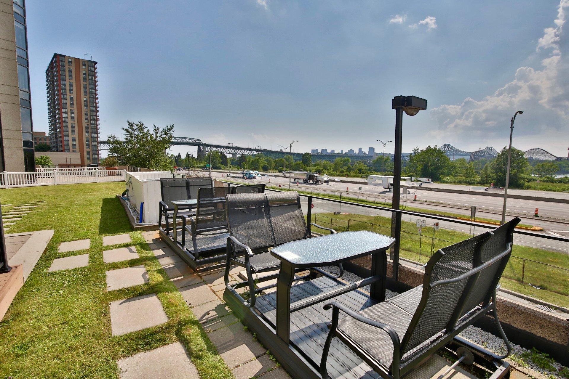 









51


Place Charles-Le Moyne

, T301,
Longueuil (Le Vieux-Longueuil),




QC
J4K5G6

