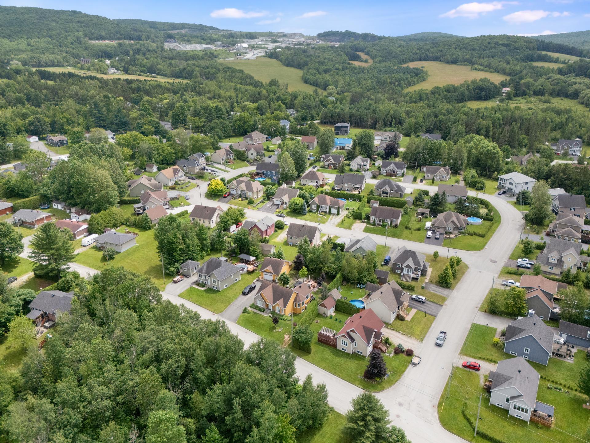 









3430

 - 3432


Rue Générations

,
Sherbrooke (Brompton/Rock Forest/Saint-Élie/Deauville),




QC
J1N0P9

