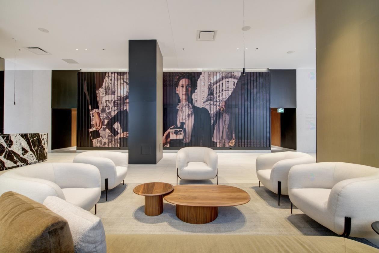 









1205


Rue du Square-Phillips

, 4104,
Montréal (Ville-Marie),




QC
H3B3C9

