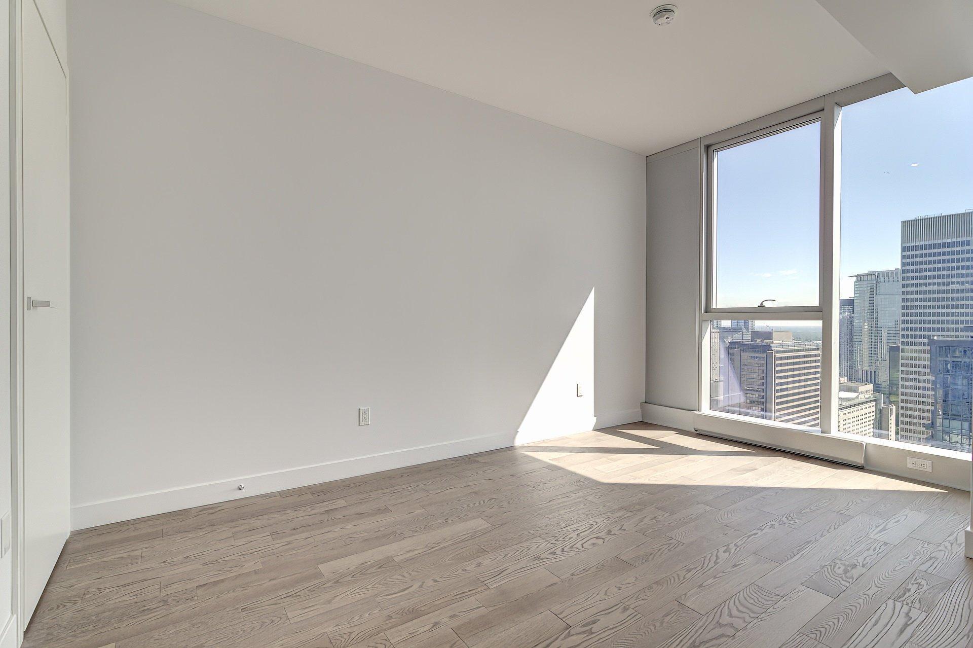 









1205


Rue du Square-Phillips

, 4104,
Montréal (Ville-Marie),




QC
H3B3C9

