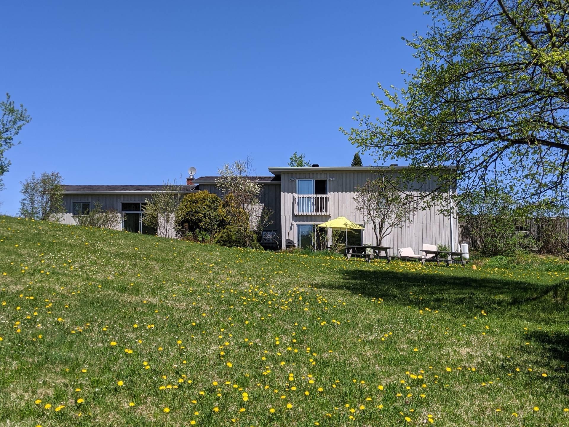 









661


Ch. Bunker

,
Magog,




QC
J1X3W2

