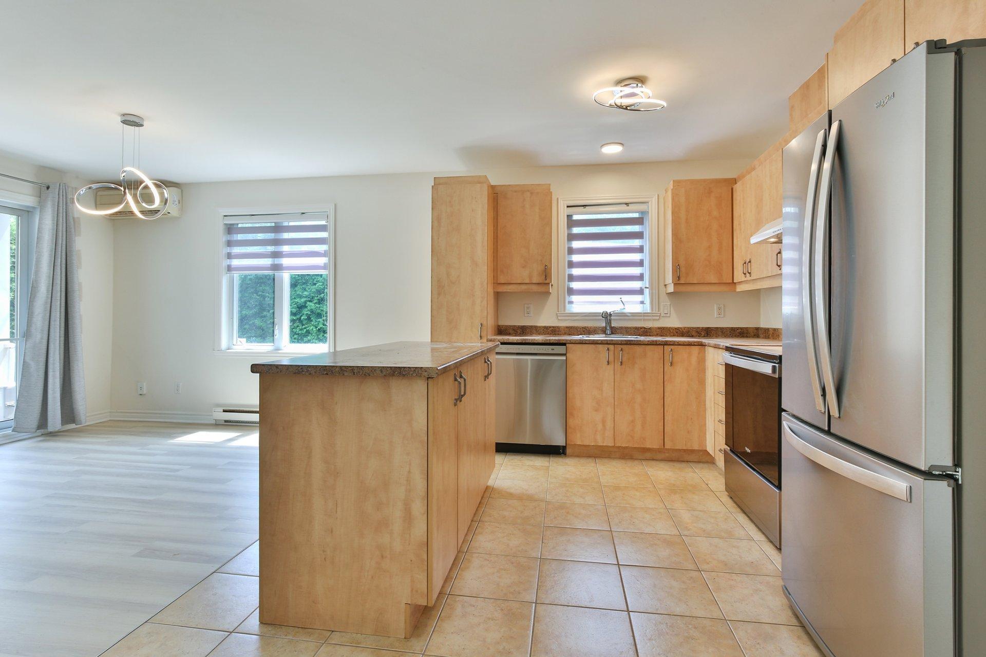 









475


Boul. St-Luc

,
Saint-Jean-sur-Richelieu,




QC
J2W0H3

