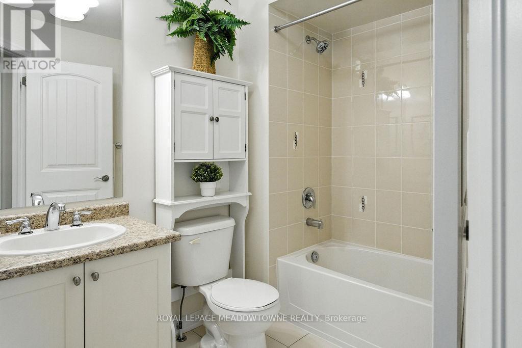 












196 DUNCAN LANE E

,
Milton,




Ontario
L9T8B6

