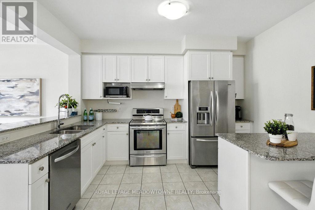 












196 DUNCAN LANE E

,
Milton,




Ontario
L9T8B6

