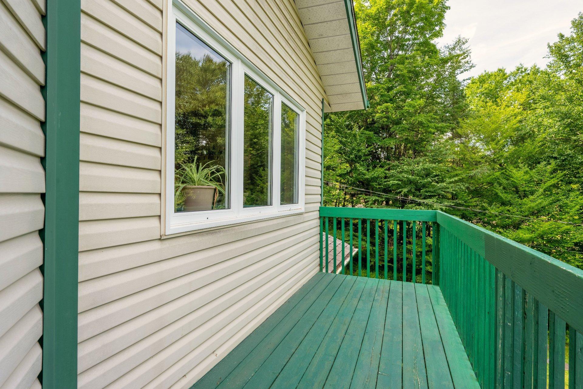 









412


Ch. du Lac-Mercier

,
Mont-Tremblant,




QC
J8E1K7


