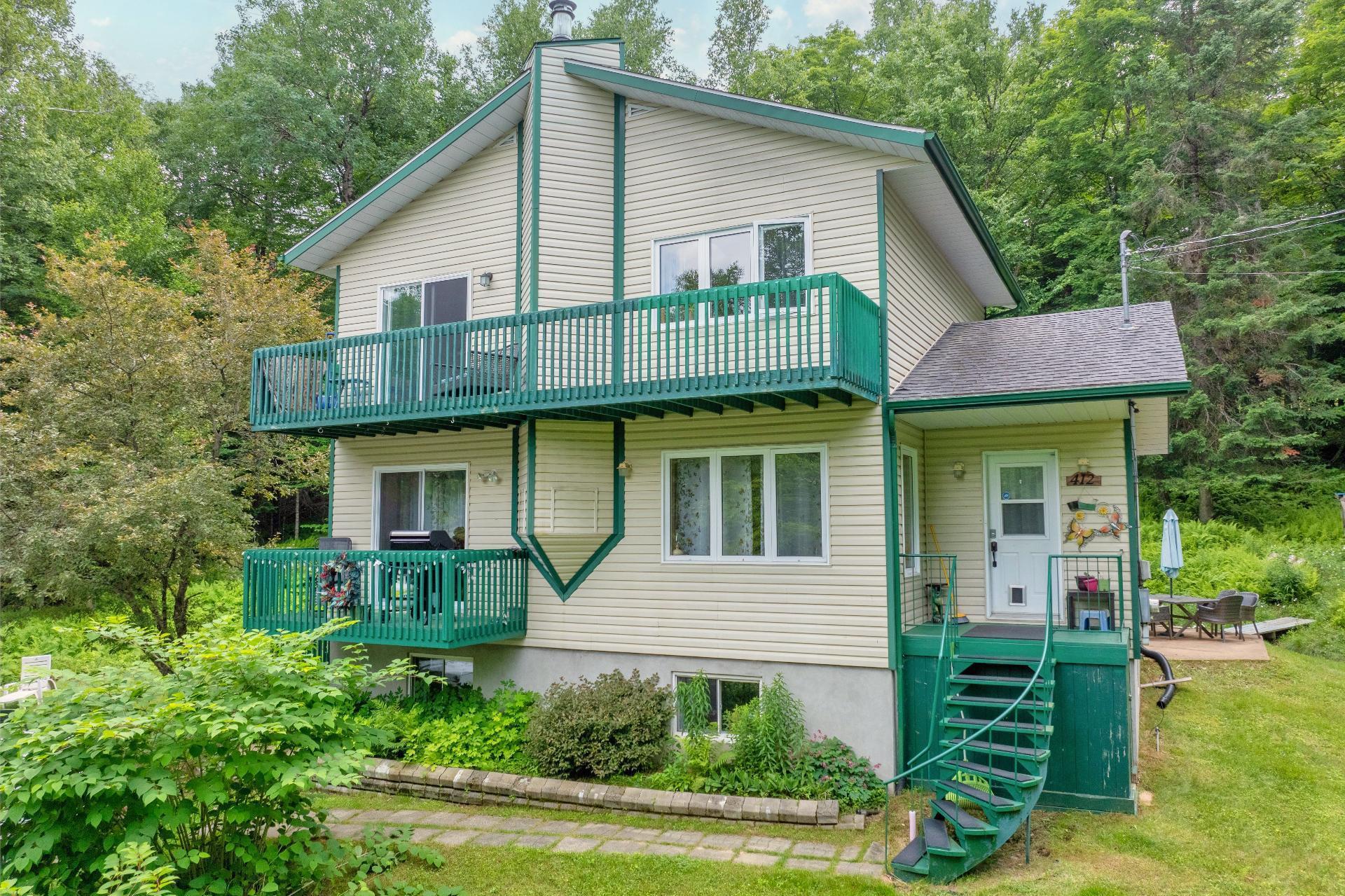 









412


Ch. du Lac-Mercier

,
Mont-Tremblant,




QC
J8E1K7

