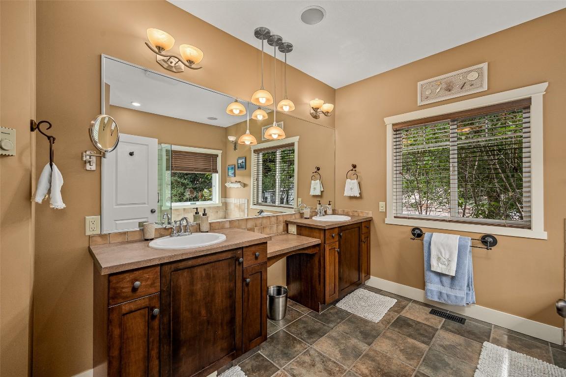 









244


Terrace

Drive,
Kelowna,




BC
V1V 2P9

