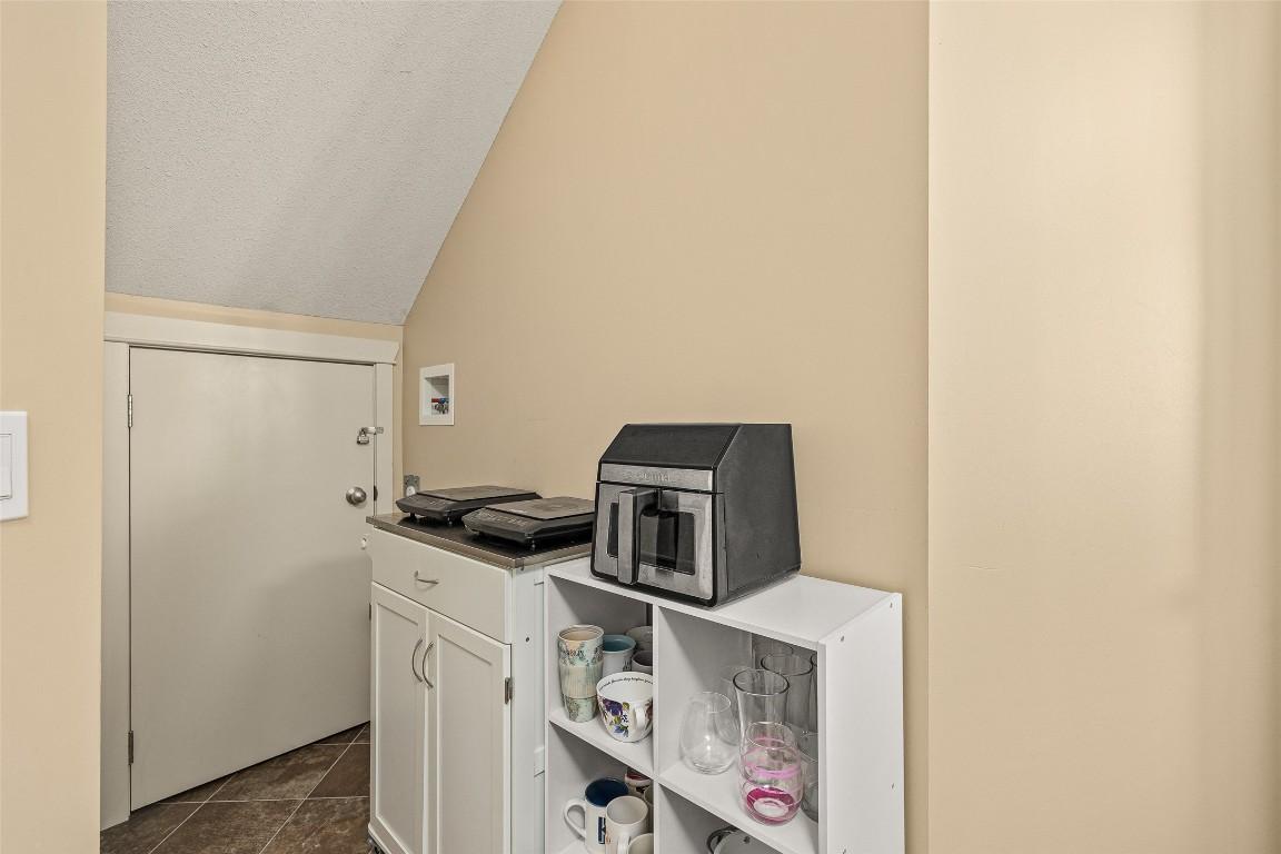 









244


Terrace

Drive,
Kelowna,




BC
V1V 2P9

