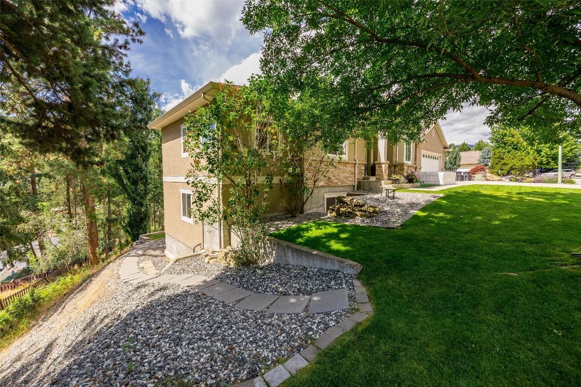 









244


Terrace

Drive,
Kelowna,




BC
V1V 2P9

