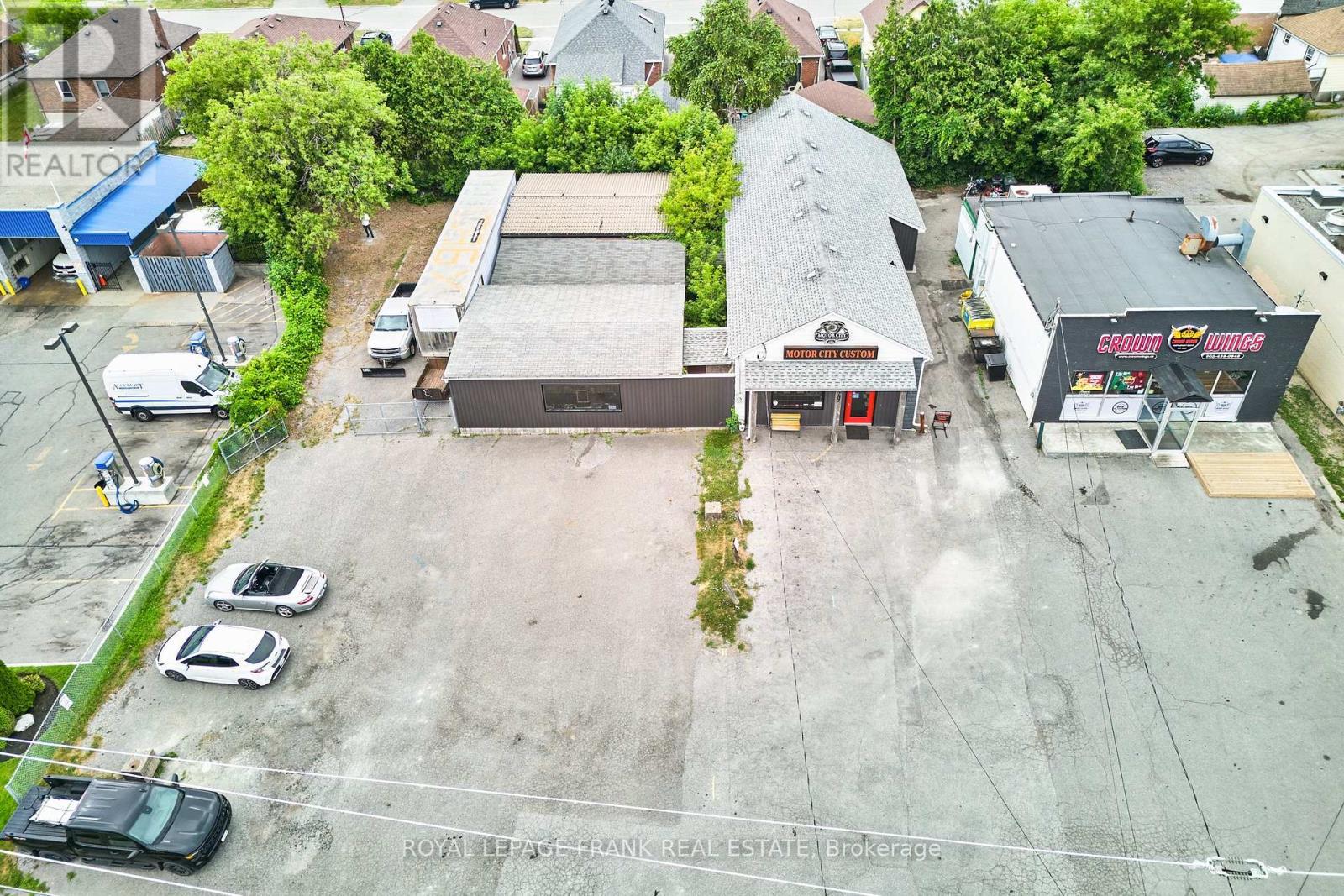 












287 DEAN AVENUE

,
Oshawa (Central),




Ontario
L1H3E1

