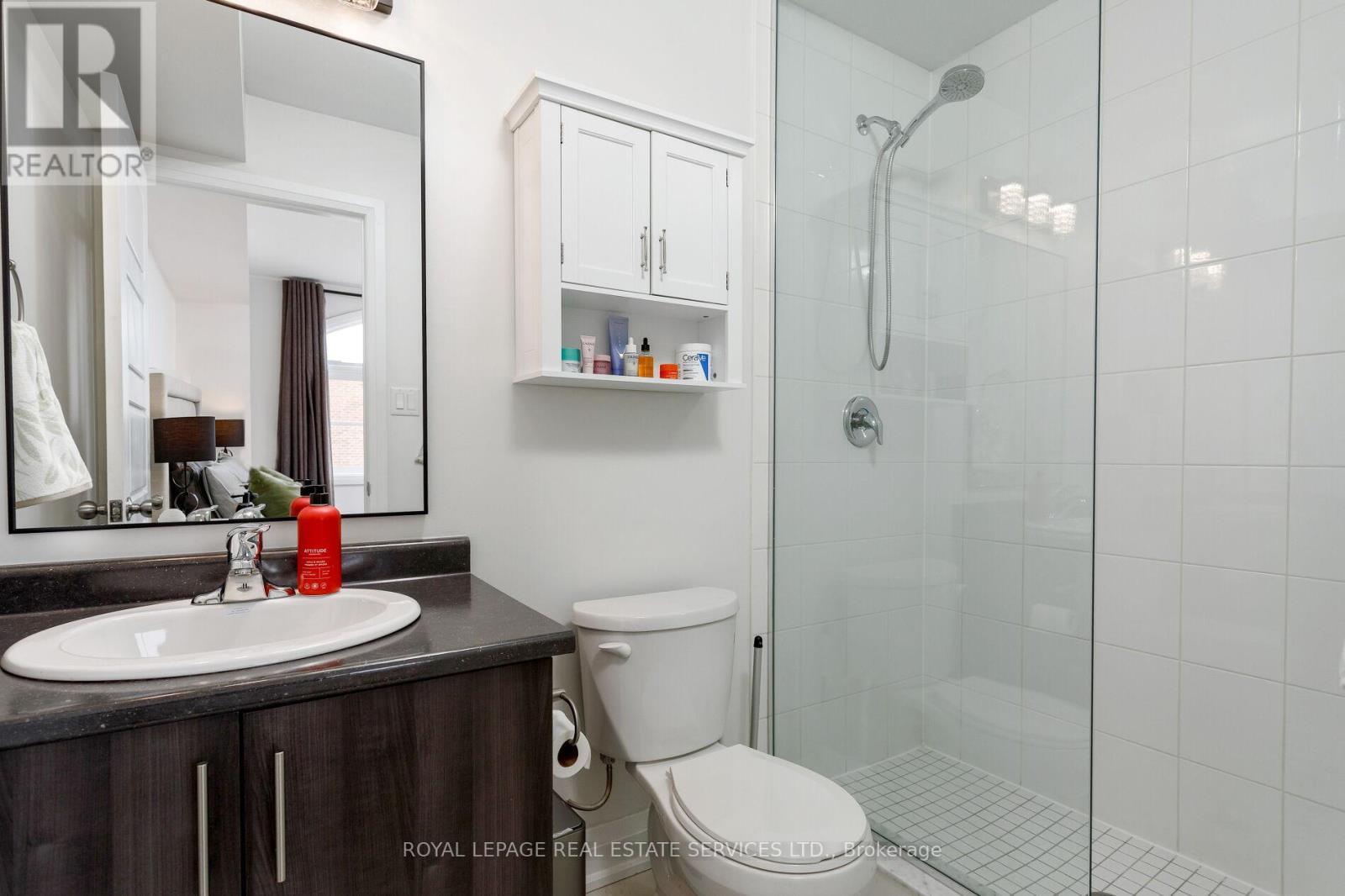 












22 - 405 PLAINS ROAD E

,
Burlington,




Ontario
L7T2C9

