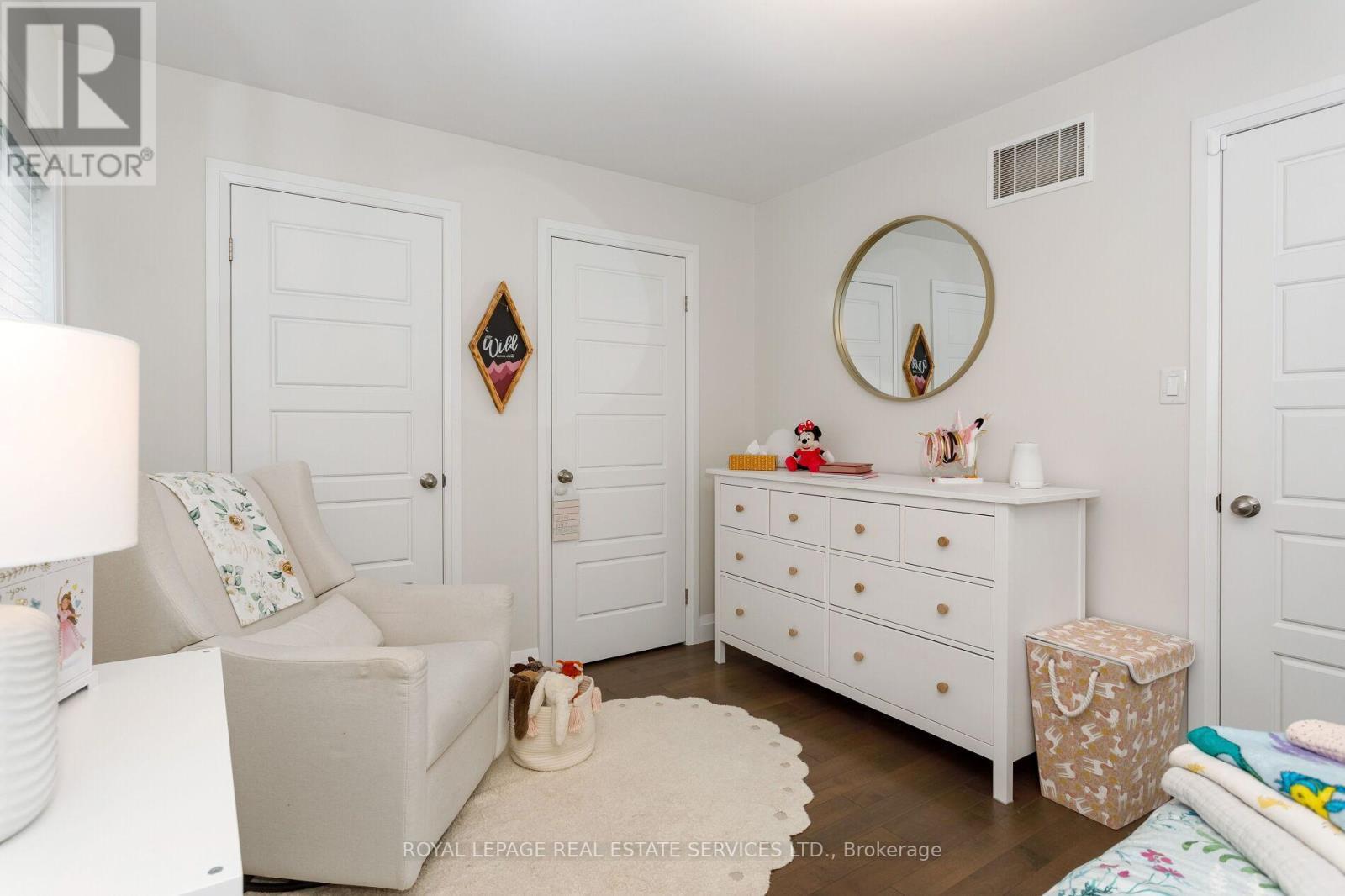 












22 - 405 PLAINS ROAD E

,
Burlington,




Ontario
L7T2C9


