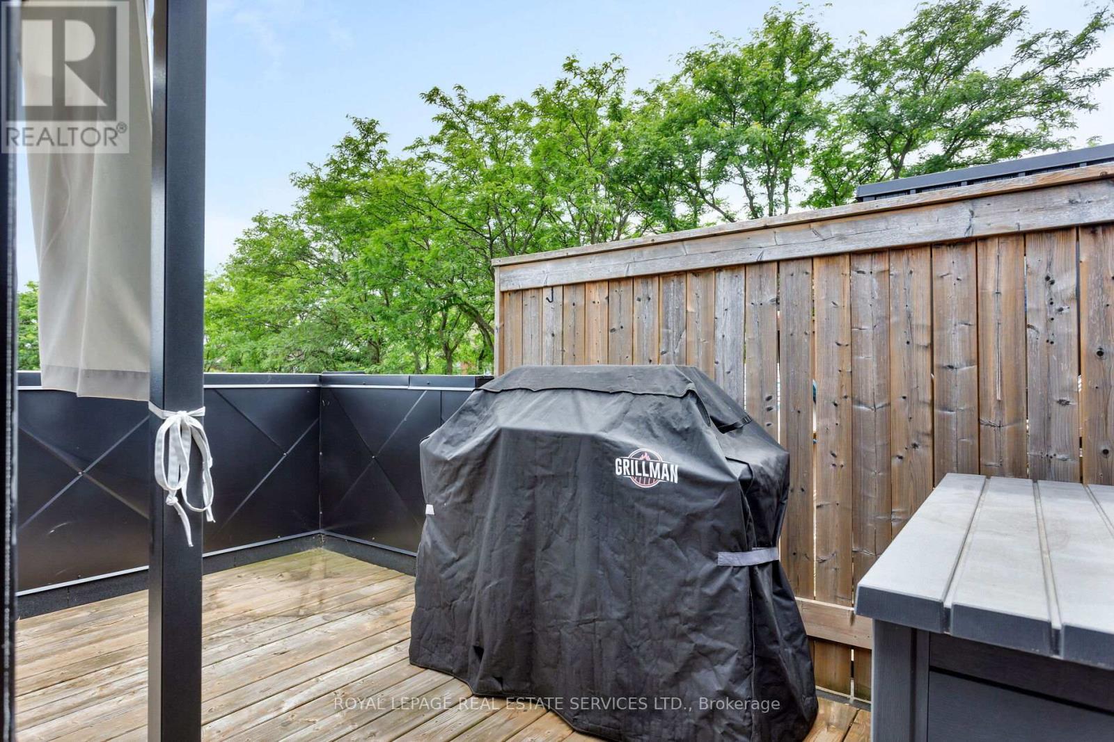 












22 - 405 PLAINS ROAD E

,
Burlington,




Ontario
L7T2C9

