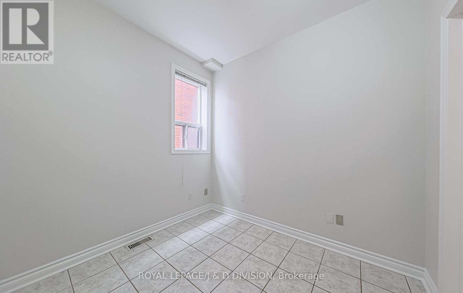 












MAIN - 484 CONCORD AVENUE

,
Toronto,




Ontario
M6H2P8

