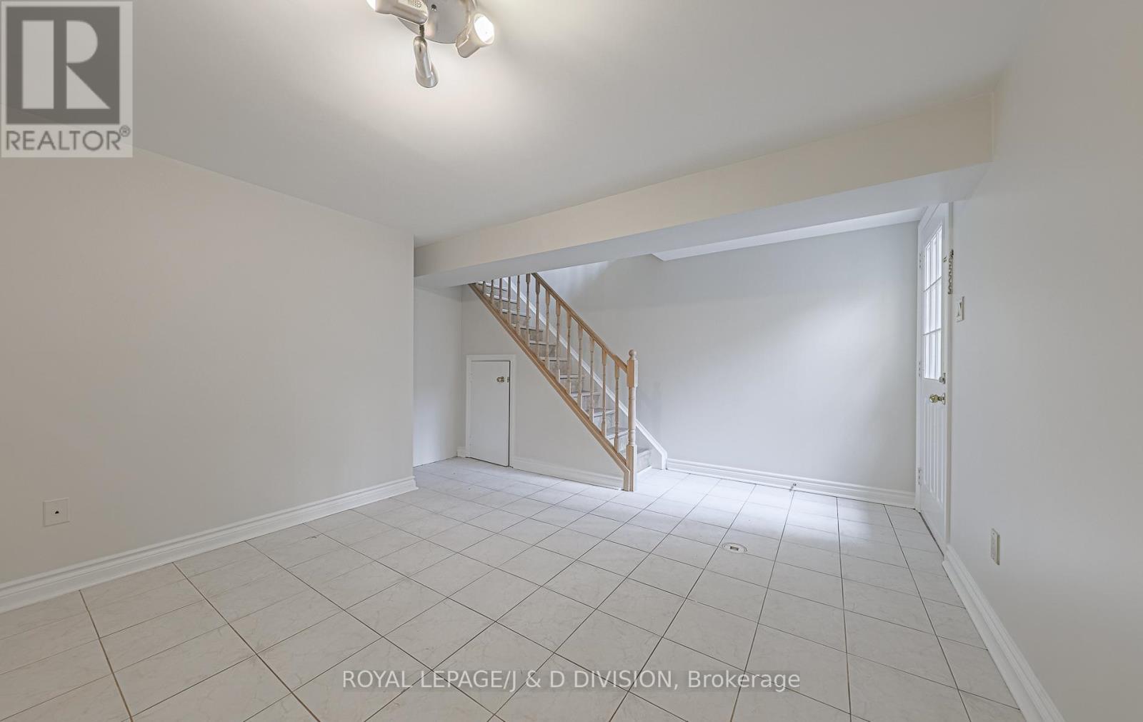 












MAIN - 484 CONCORD AVENUE

,
Toronto,




Ontario
M6H2P8


