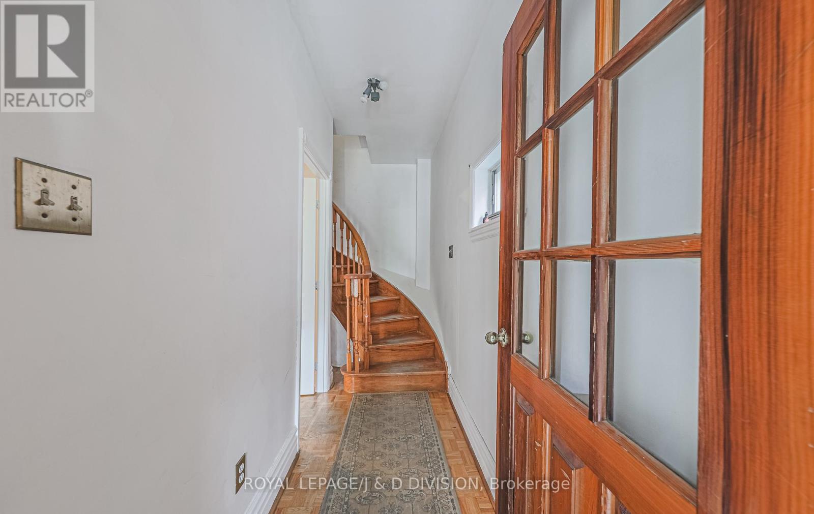 












MAIN - 484 CONCORD AVENUE

,
Toronto,




Ontario
M6H2P8


