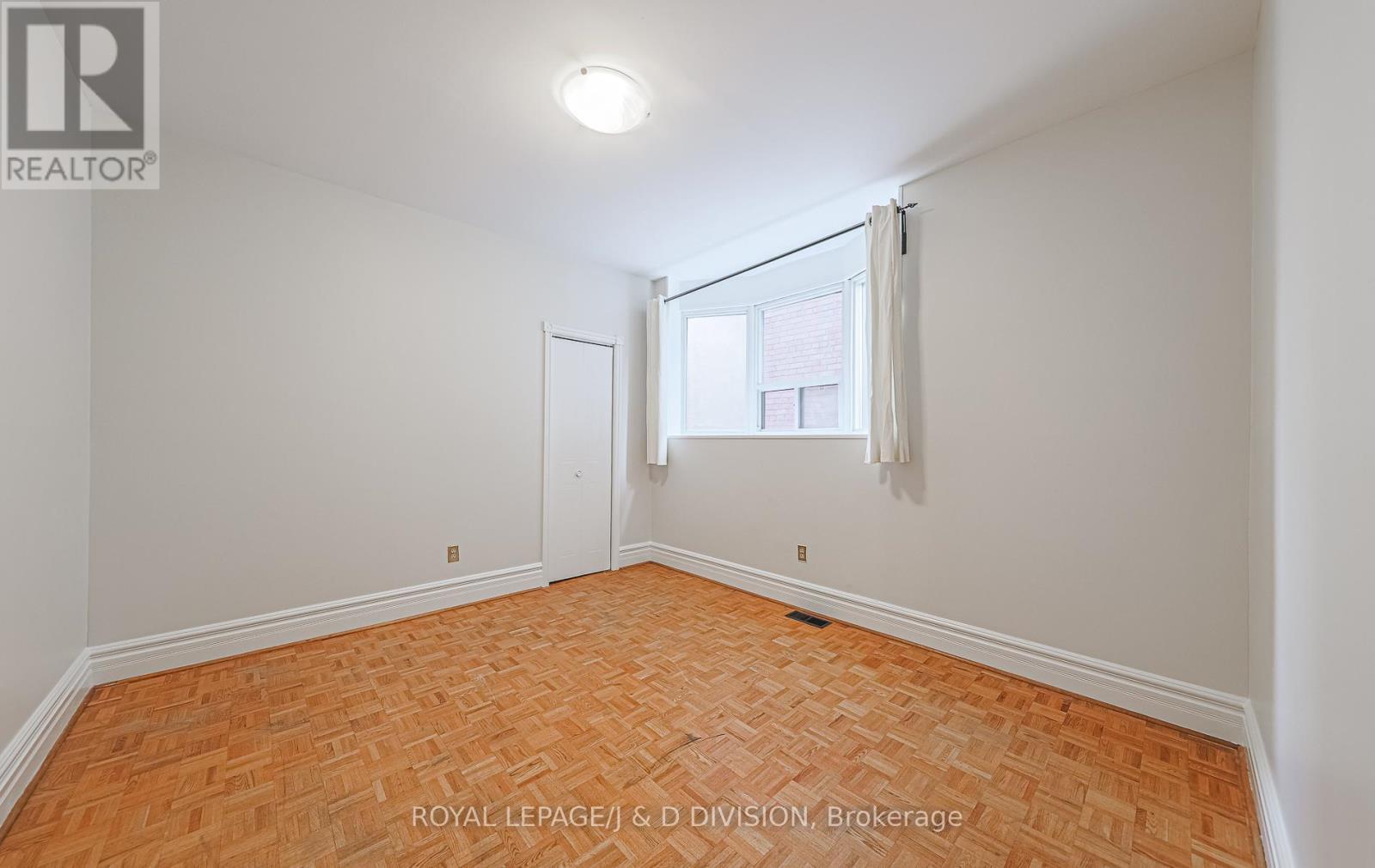 












MAIN - 484 CONCORD AVENUE

,
Toronto,




Ontario
M6H2P8

