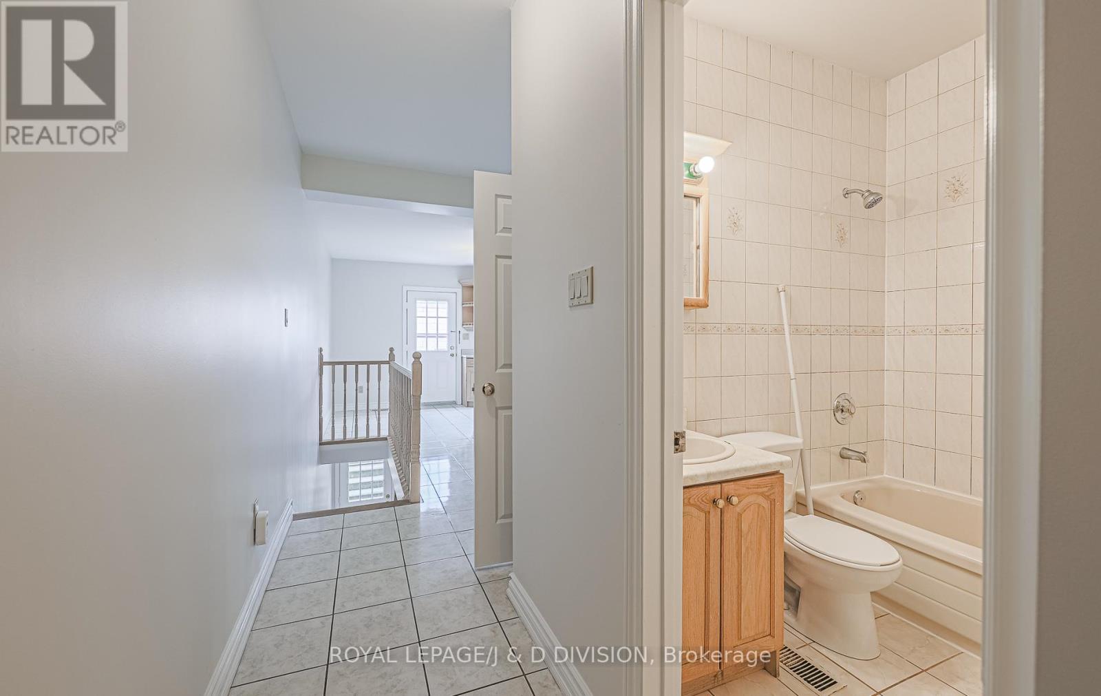












MAIN - 484 CONCORD AVENUE

,
Toronto,




Ontario
M6H2P8

