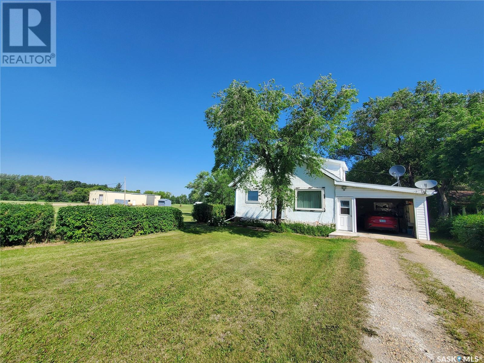 












130575 5 HIGHWAY

,
Runnymede,




Saskatchewan
S0A3P0

