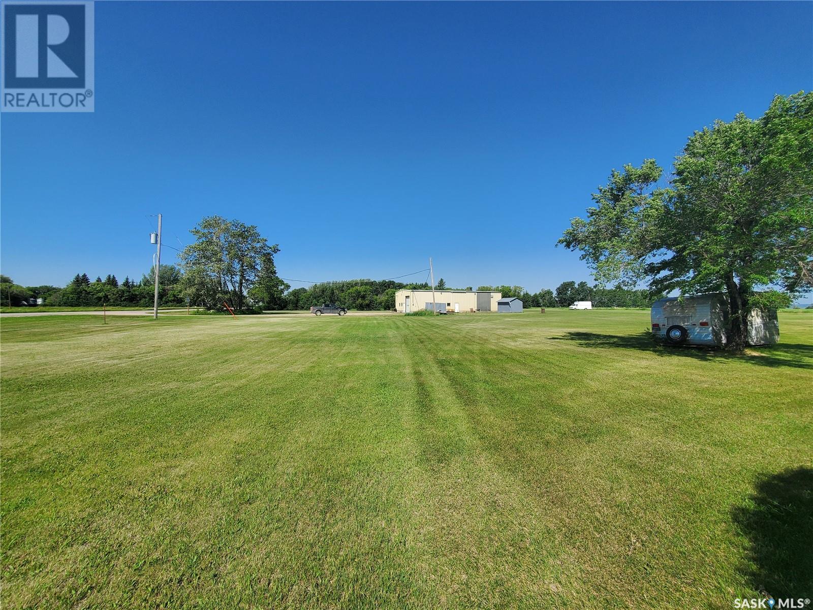 












130575 5 HIGHWAY

,
Runnymede,




Saskatchewan
S0A3P0

