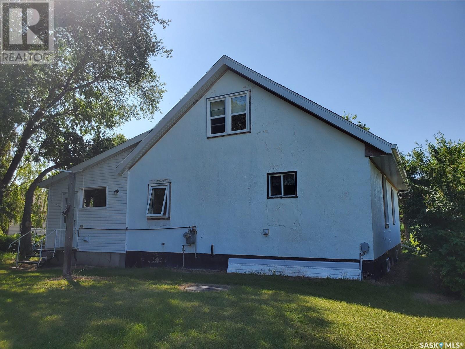












130575 5 HIGHWAY

,
Runnymede,




Saskatchewan
S0A3P0

