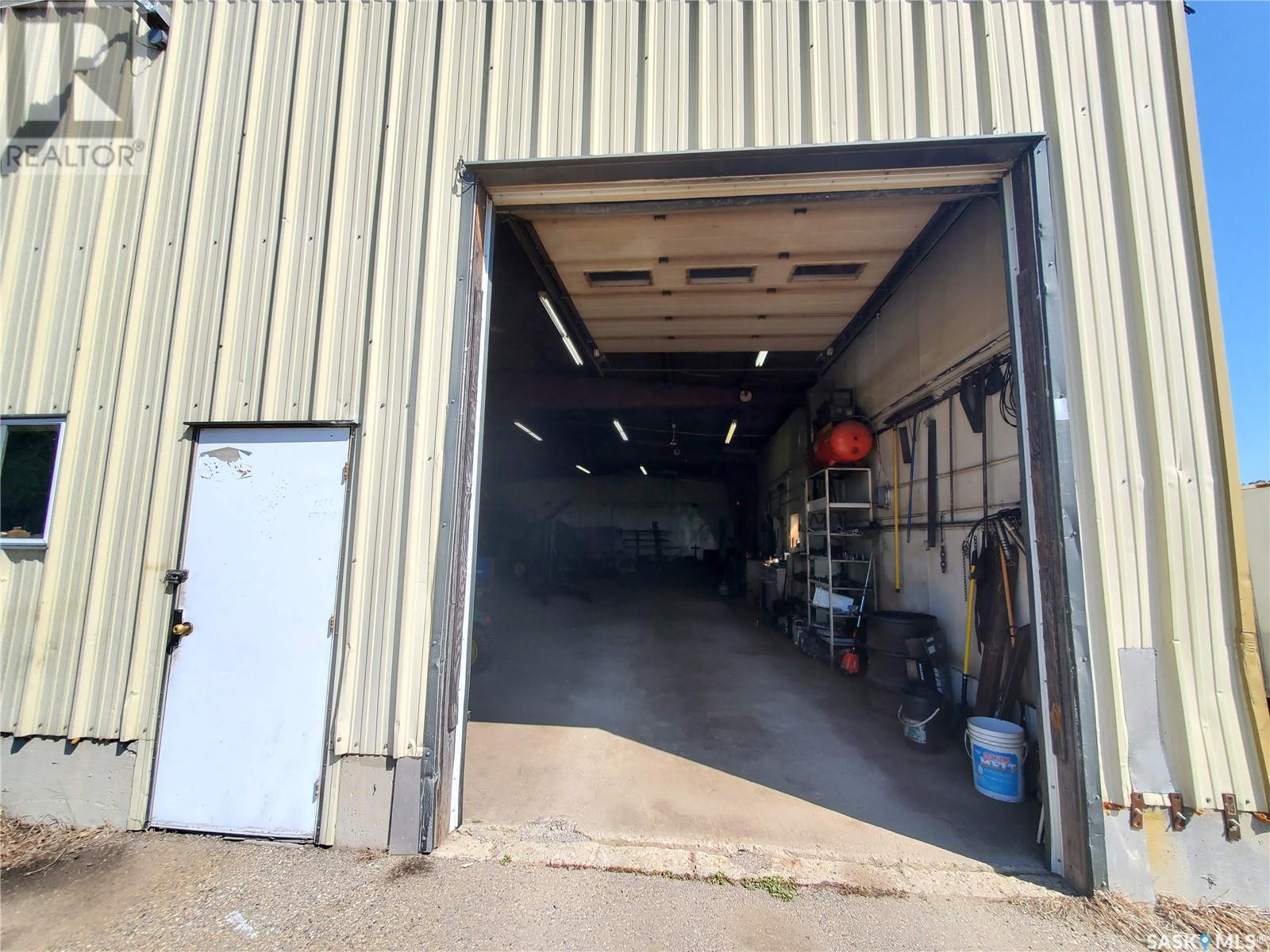 












130575 5 HIGHWAY

,
Runnymede,




Saskatchewan
S0A3P0

