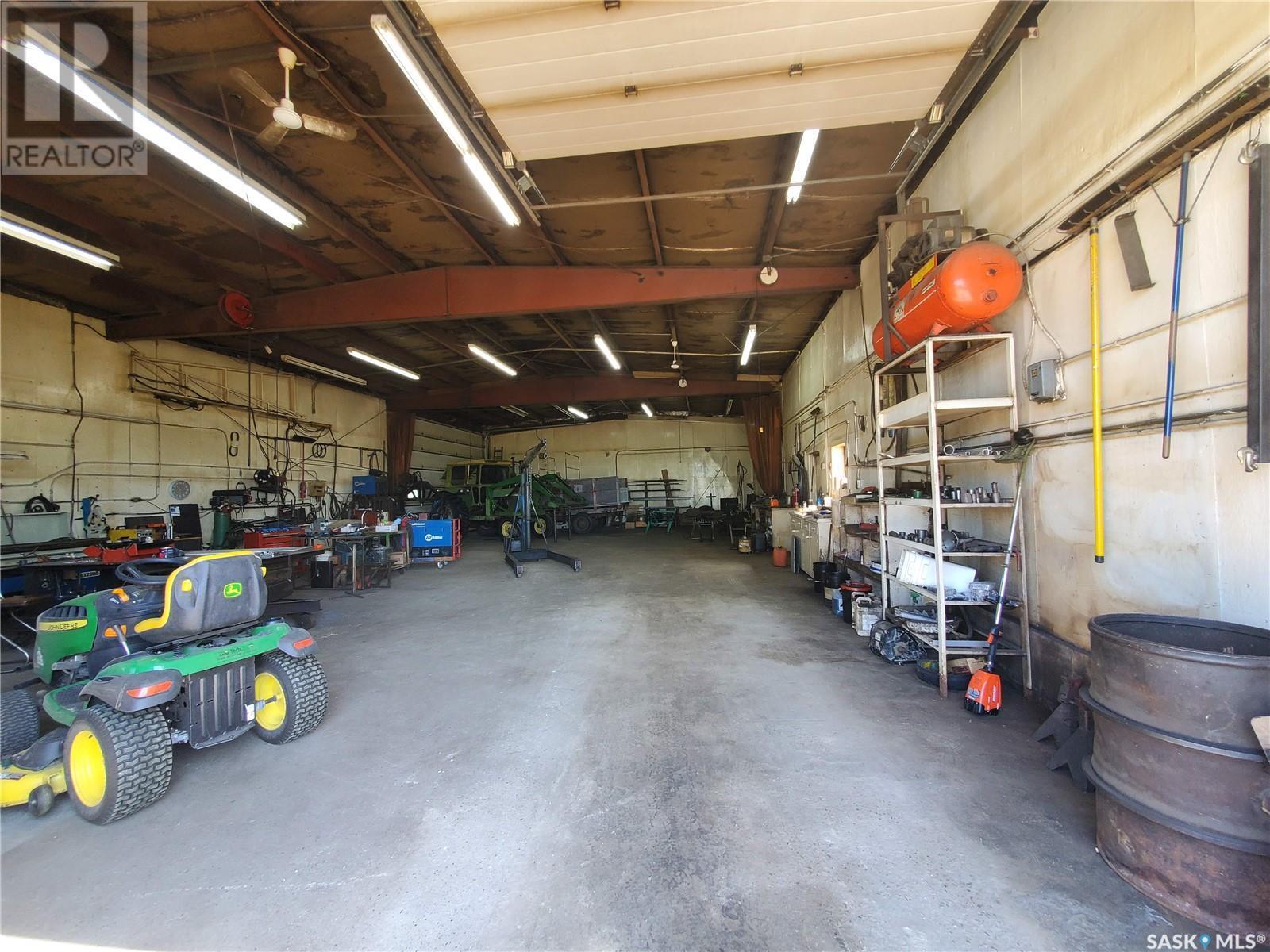 












130575 5 HIGHWAY

,
Runnymede,




Saskatchewan
S0A3P0

