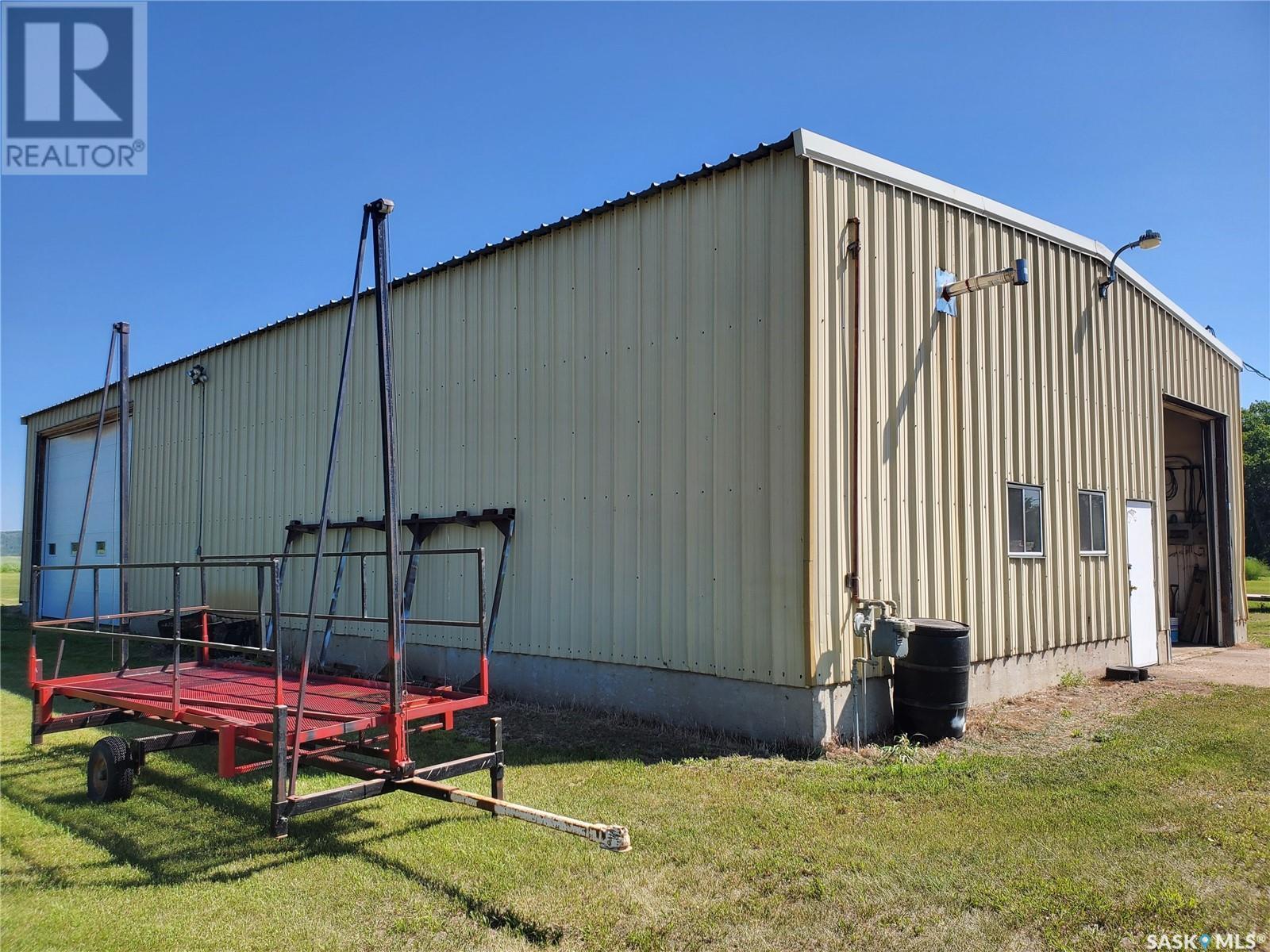 












130575 5 HIGHWAY

,
Runnymede,




Saskatchewan
S0A3P0

