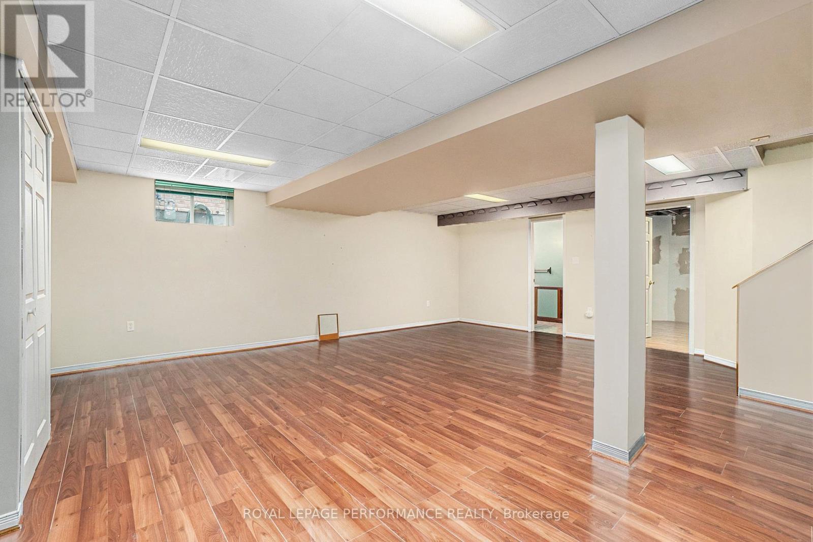 












572 DEAN DRIVE

,
Cornwall,




Ontario
K6H6Z6

