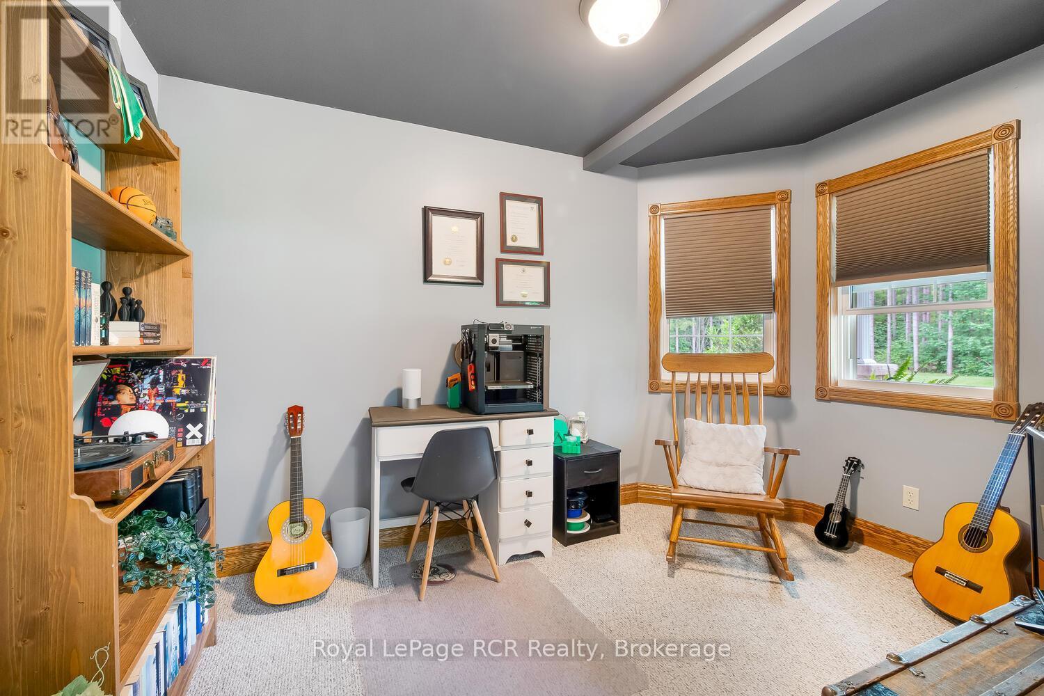 












743055 SIDEROAD 10

,
Chatsworth,




Ontario
N0H1G0


