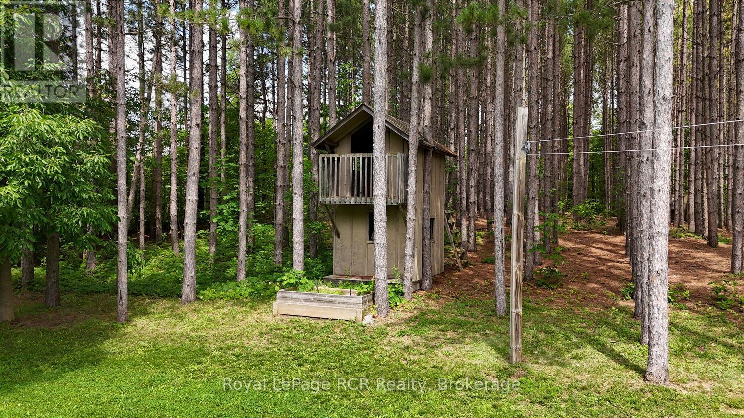 












743055 SIDEROAD 10

,
Chatsworth,




Ontario
N0H1G0

